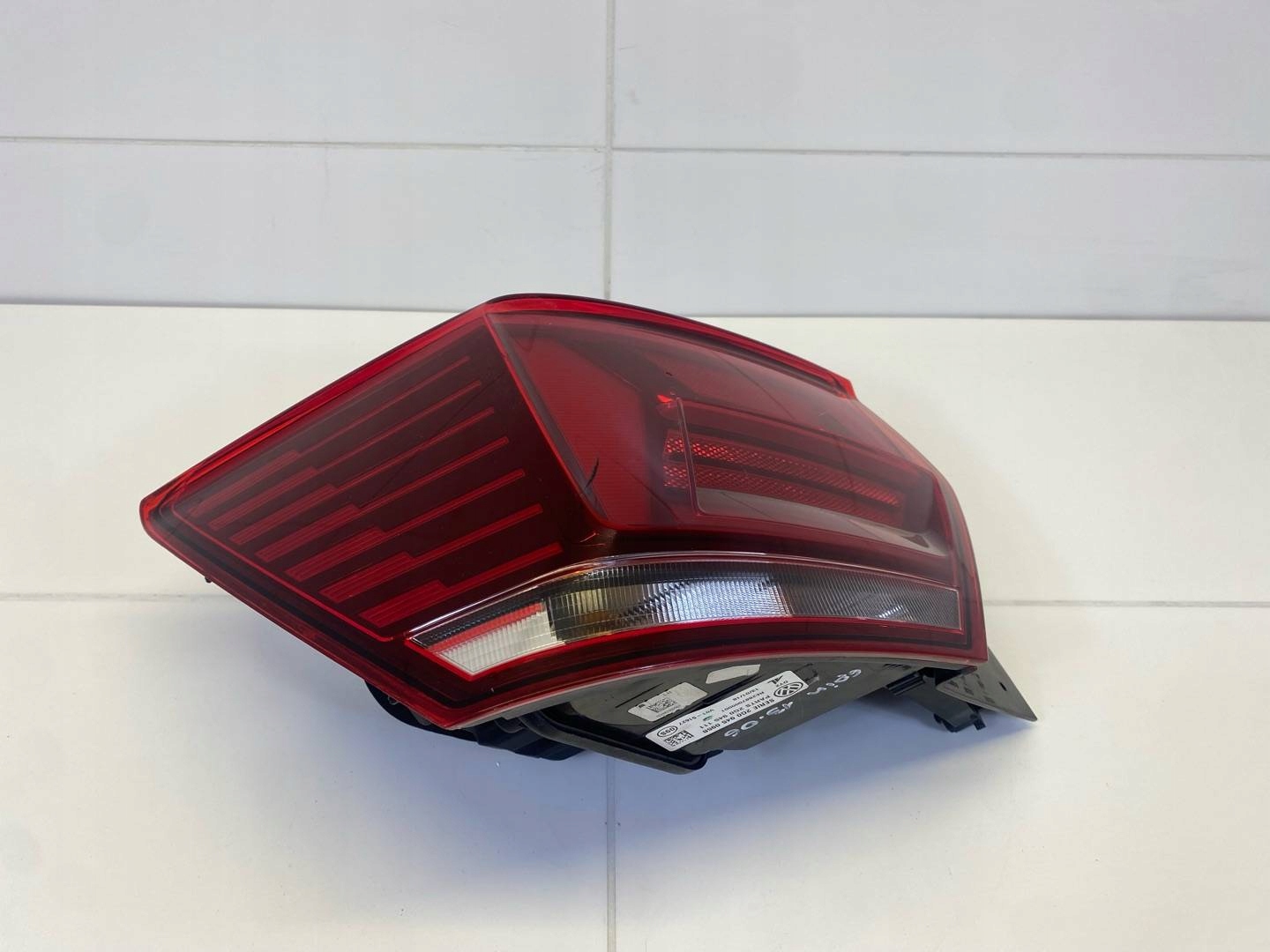 light rear left side Volkswagen Polo 6 2020 2G0945095B