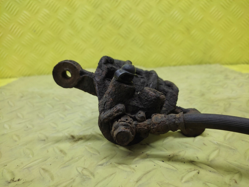 HYUNDAI I30 and 1.6 CRDI caliper brake right rear part