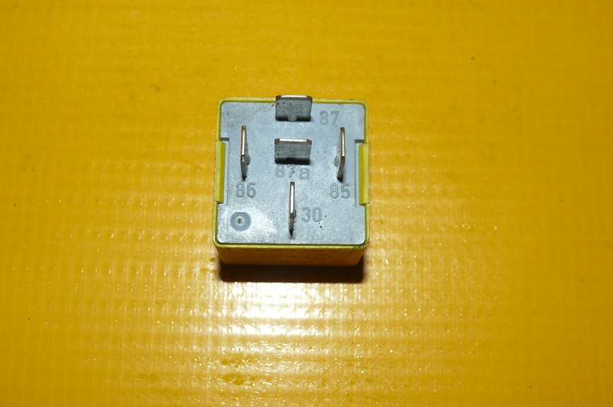Relais Ventilateurs Radiateur RENAULT MASTER II 2 OPEL MOVANO A