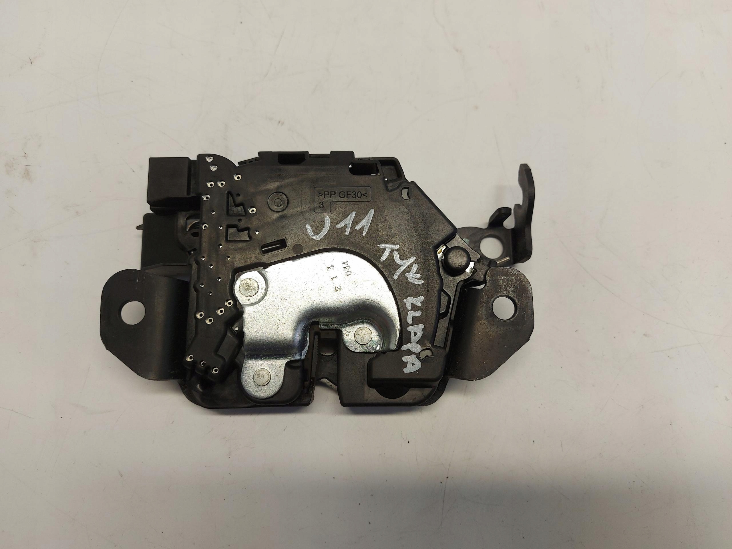 BMW iX1 X1 U11 lock bonnet boot 9479147