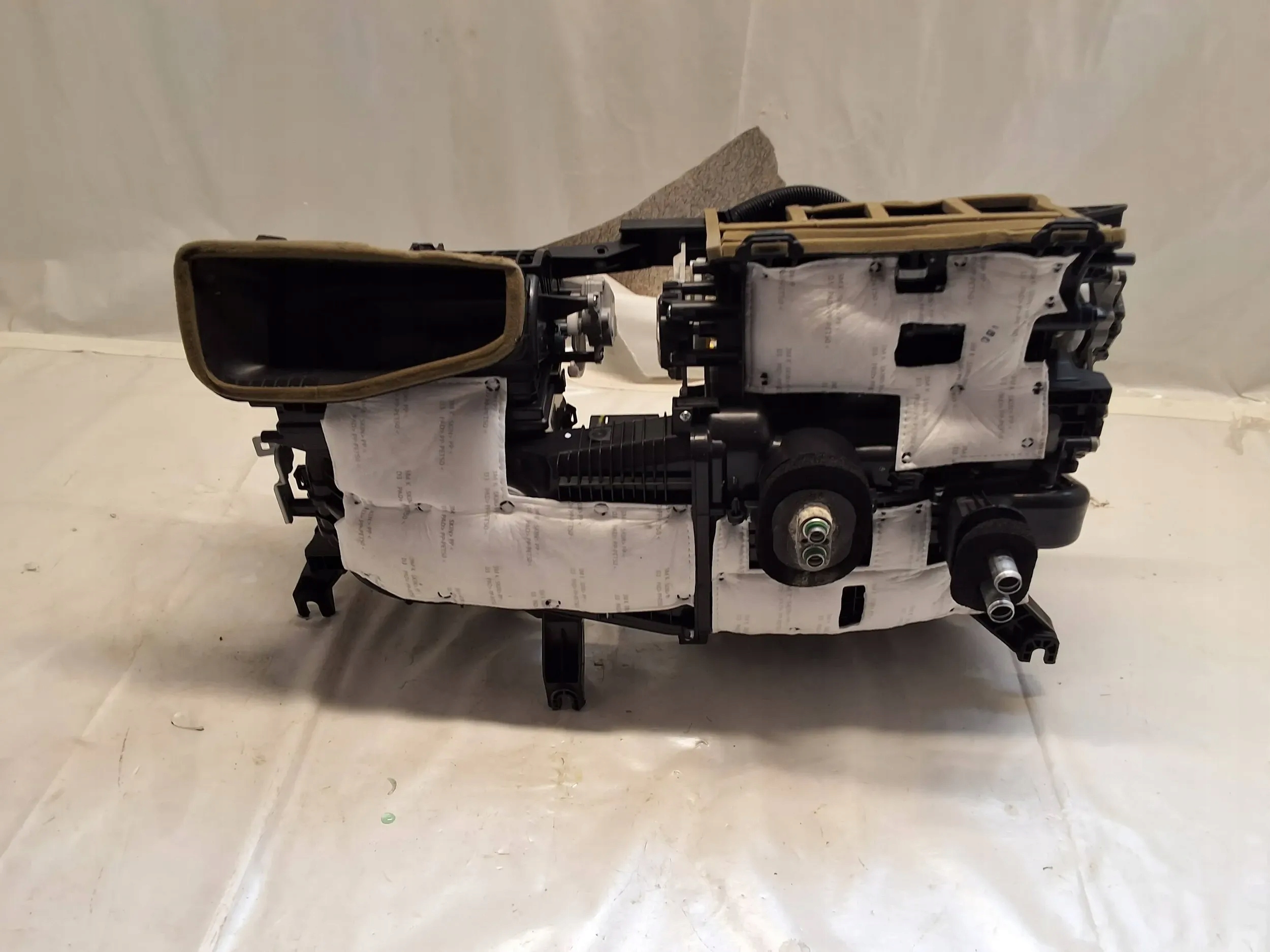 Hyundai TUCSON IV радиатор отопителя