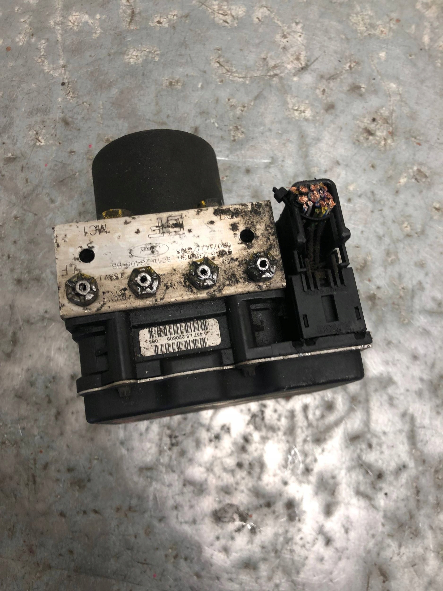 pumpa ABS FORD TRANSIT 8C11-2C405-BB