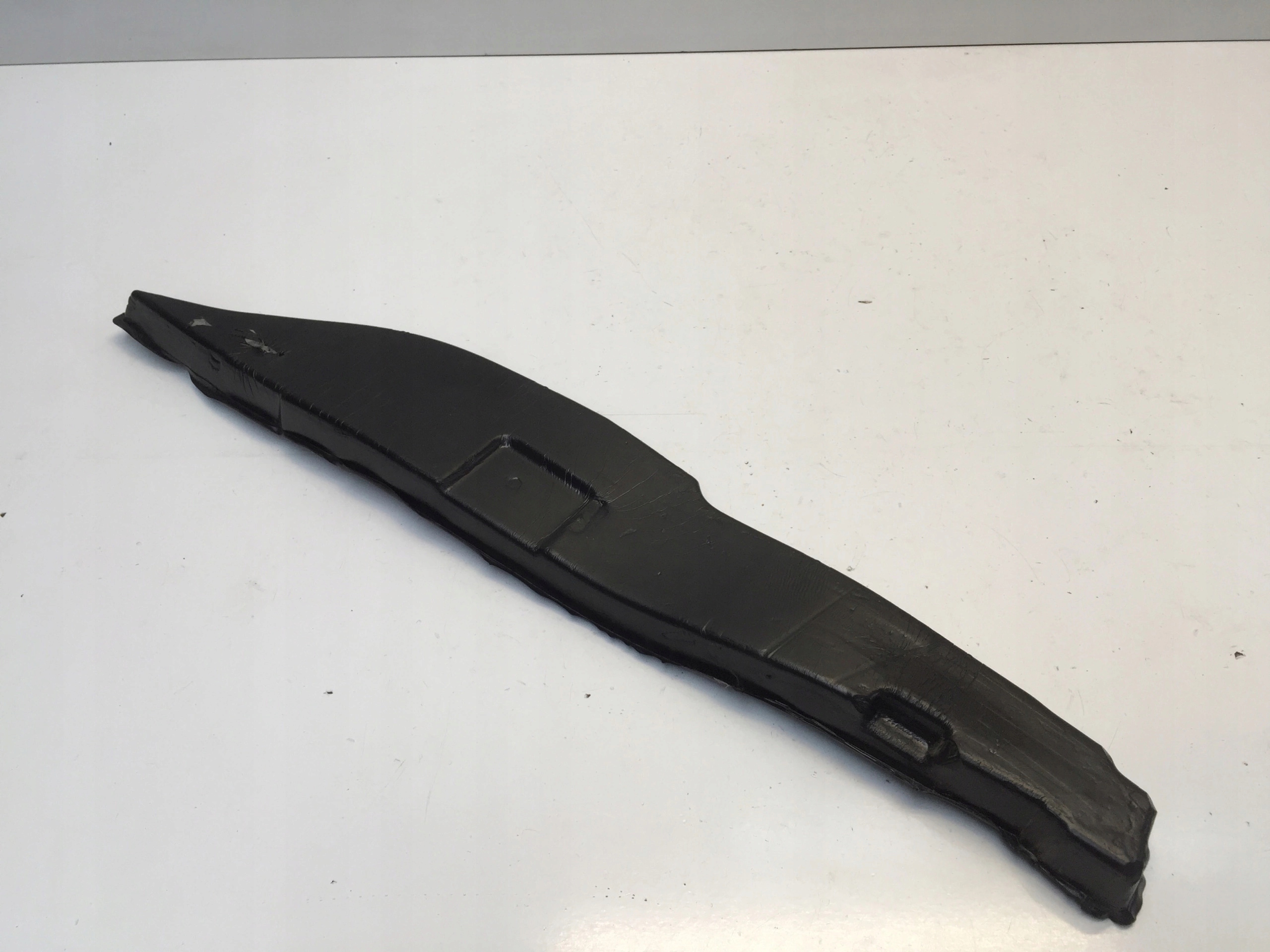 FORD KUGA III MK3 2021 WYGLUSZENIE BLOTNIKA PRAWE Part manufacturer Other