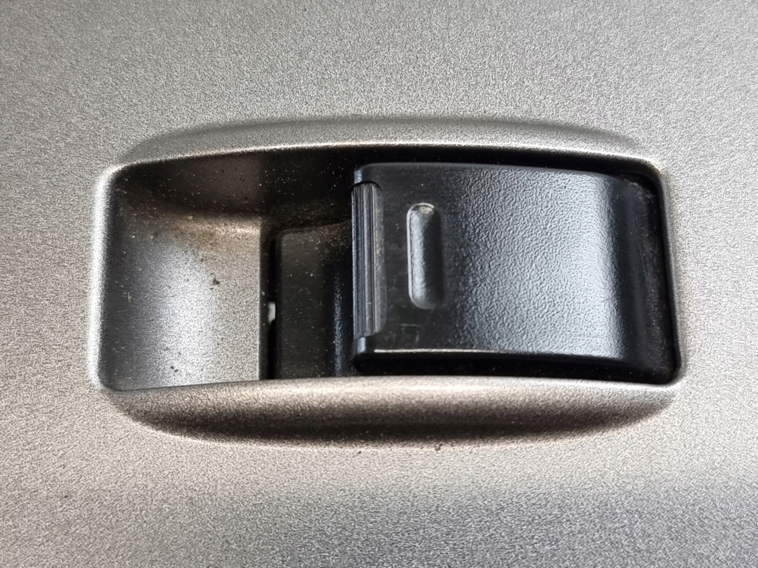 switch PANEL button windows right front 74231-47080 TOYOTA PRIUS II