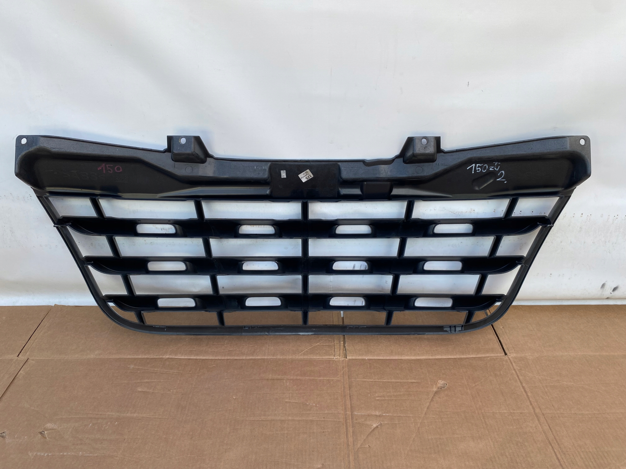 RENAULT MASTER 3 III 10- front PREKLADgrill originál grey