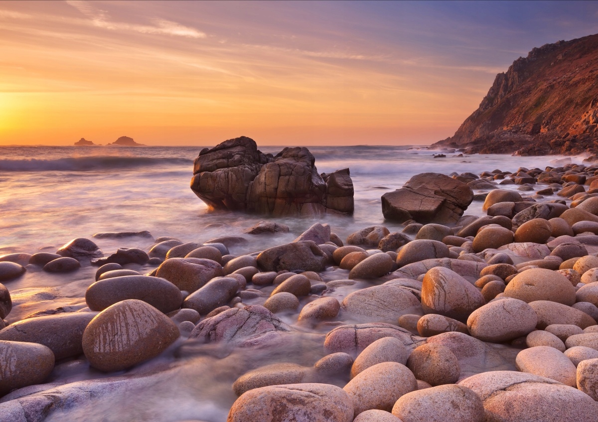 

Fototapeta Flizelinowa Skalista plaża 208x146