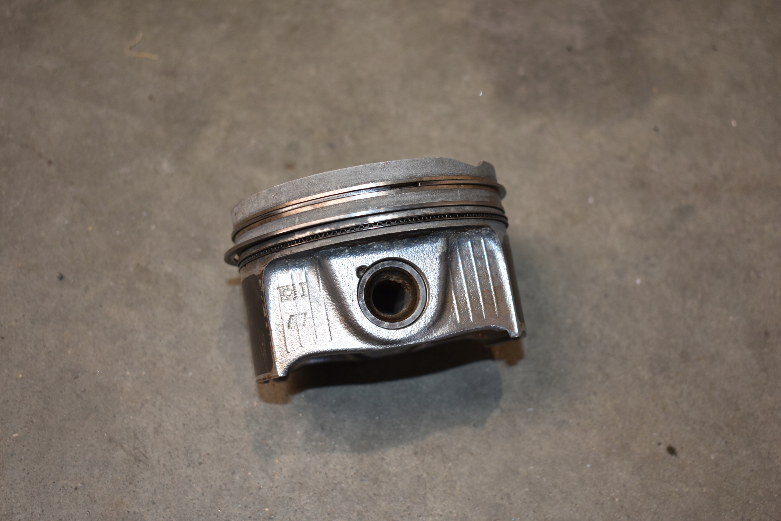 piston MERCEDES 260920 1