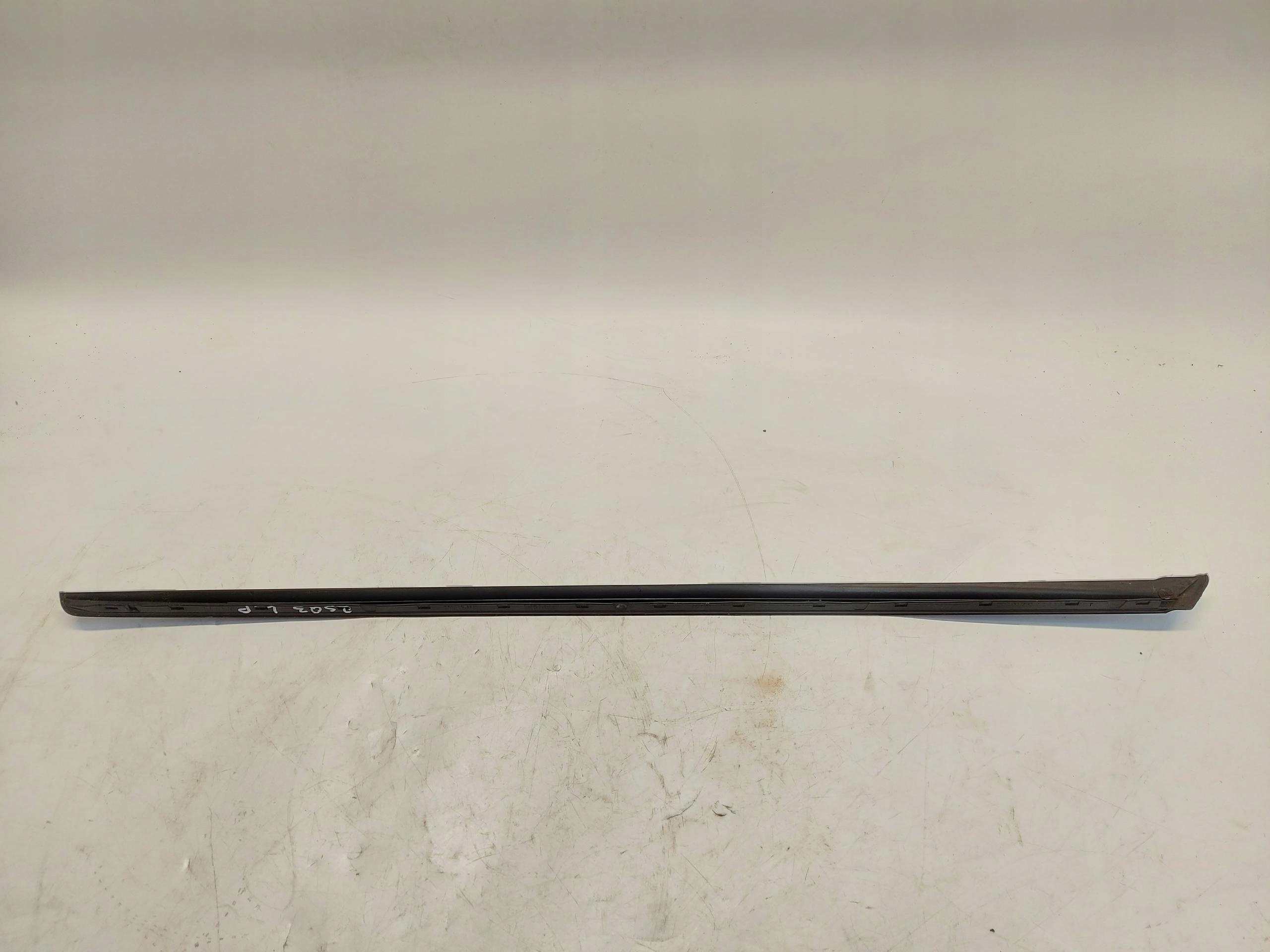 Audi RSQ3 Q3 83A 2022r moulding windows left front 83A854827