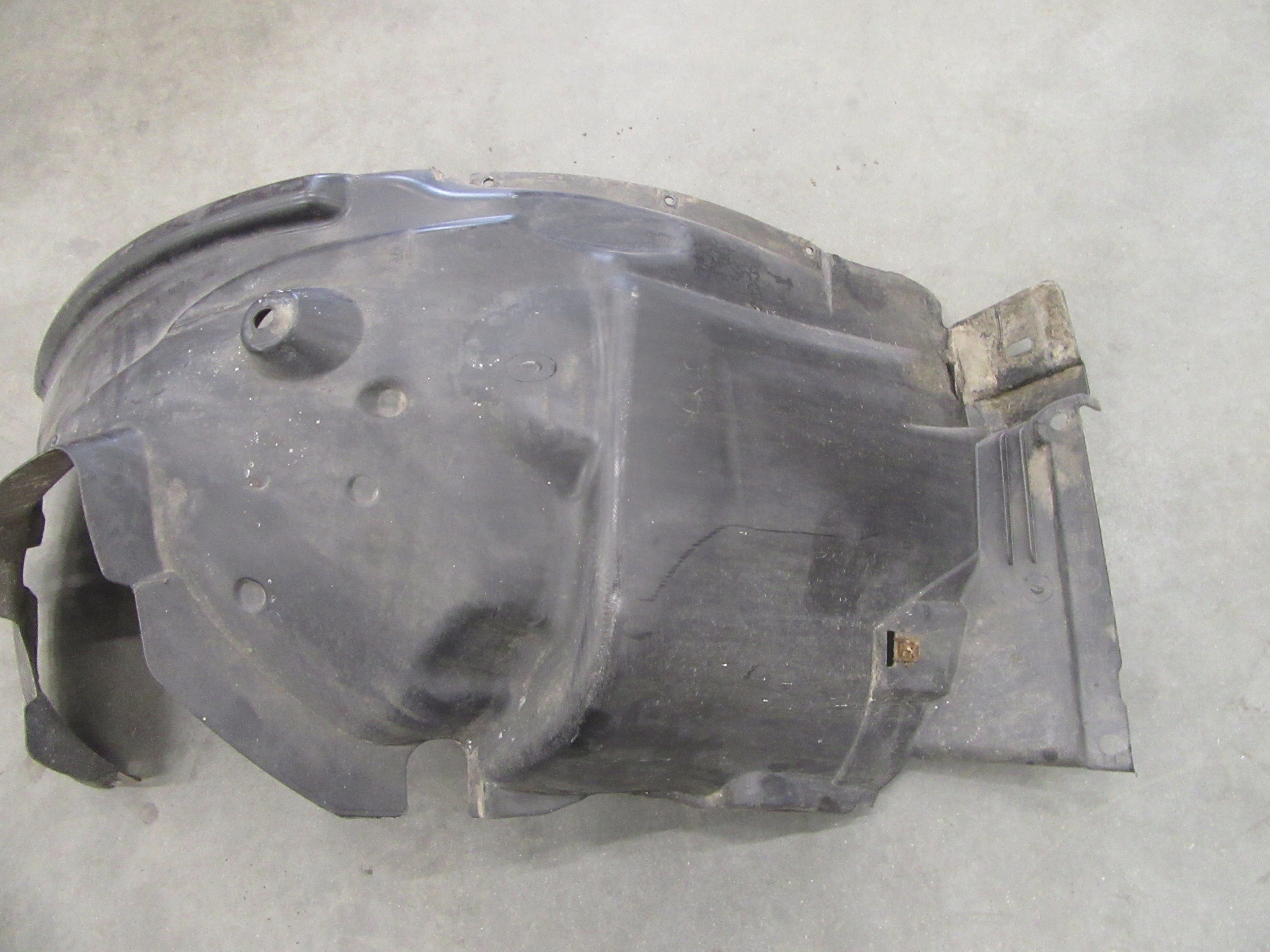 mudguard right front part rear BMW e90 e91 sedan KOMBI