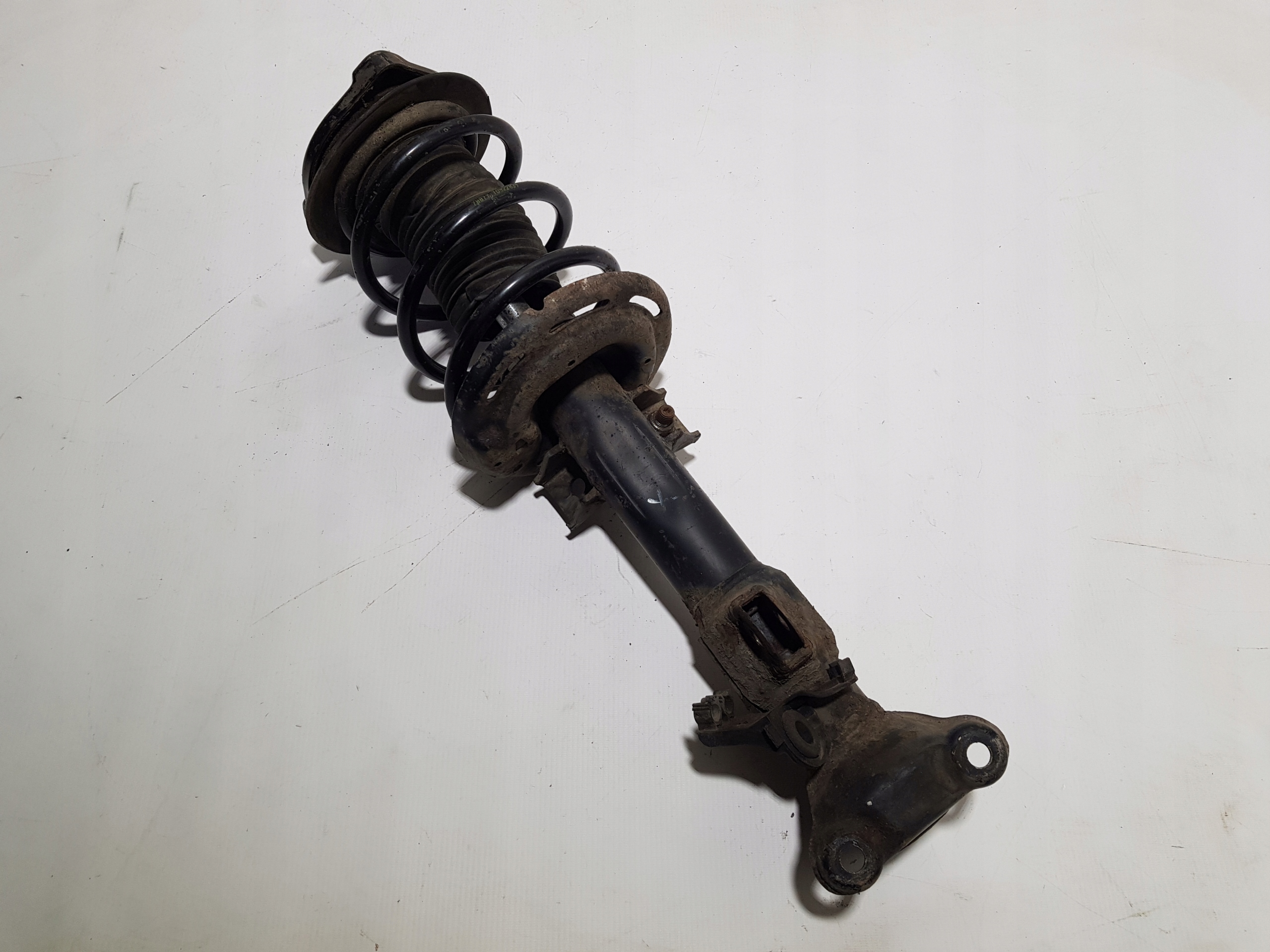 shock absorber front left right MERCEDES W207 W204 2043202166