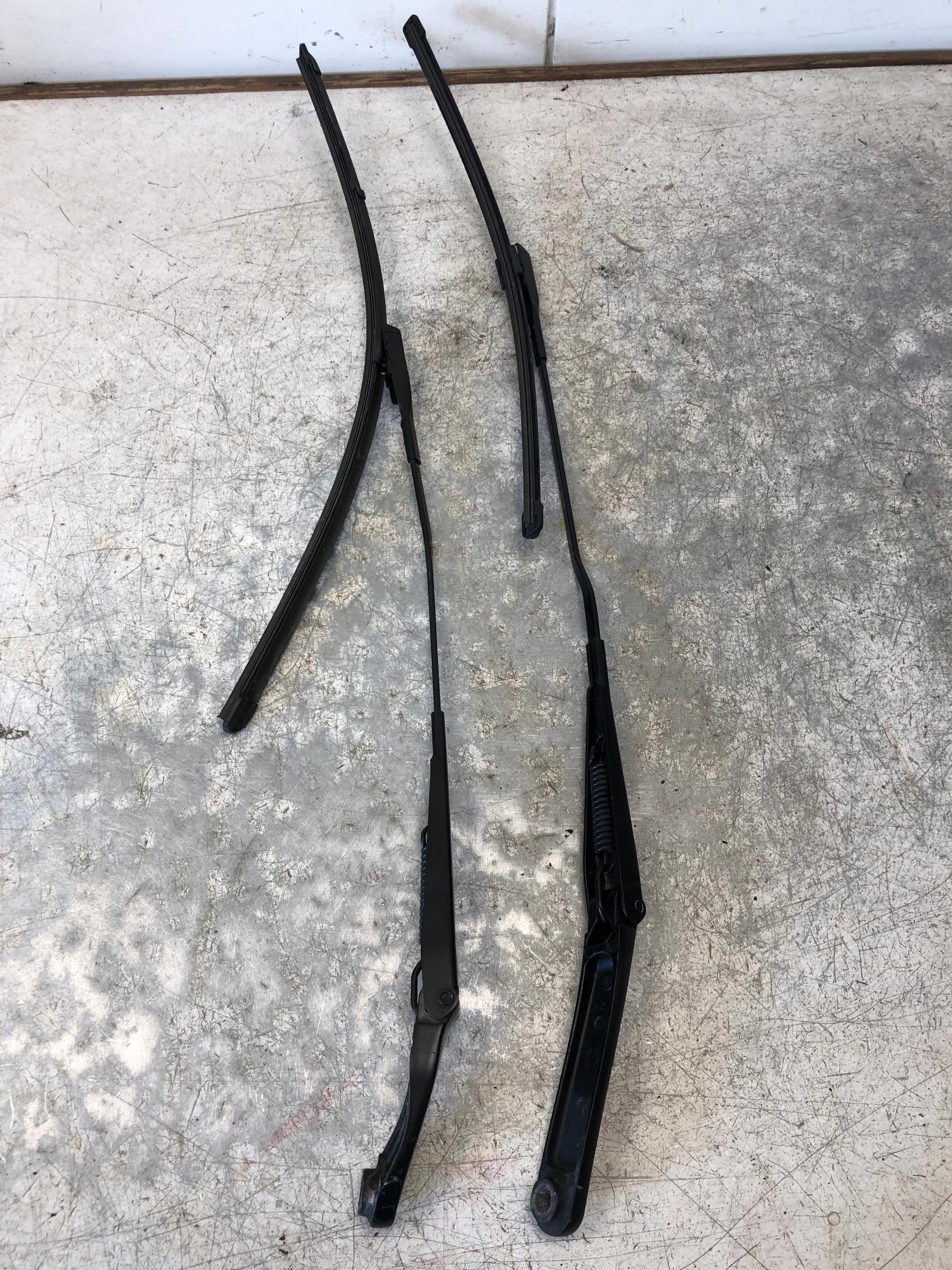 wiper arms AUDI A5 EUROPA