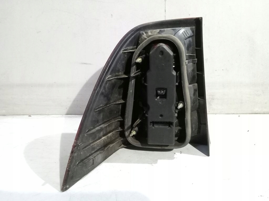Mercedes C klasa W202 kombi light right rear part rear