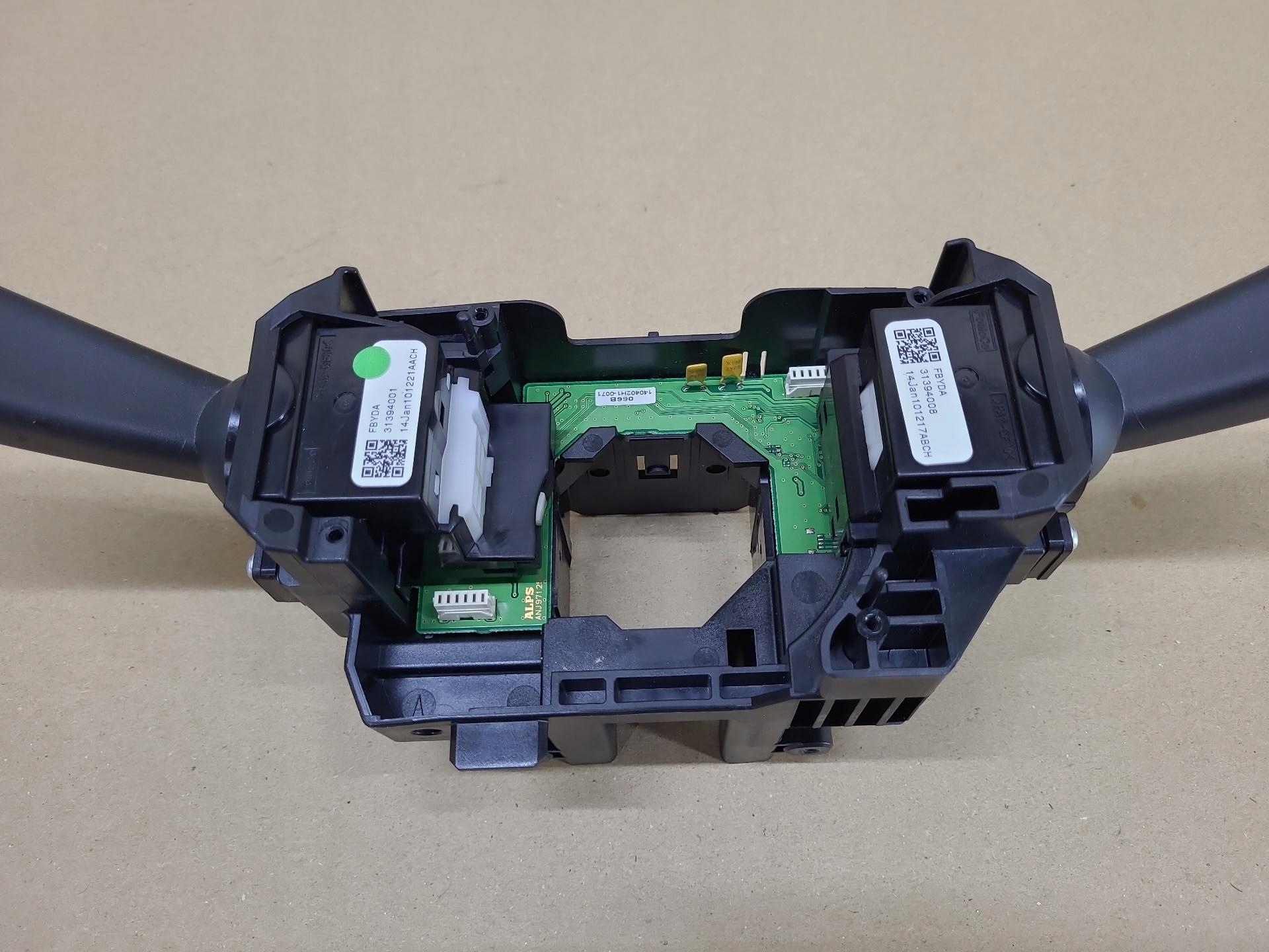 DEVIO LUCI TERGICRISTALLO TERGI Volvo V40 2 2014 31394008