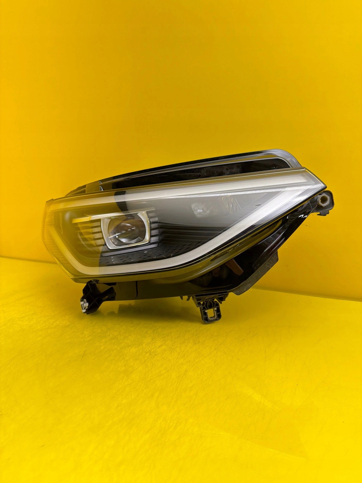 light right front VW ID Buzz 1T3 Full Led 1T3941036B