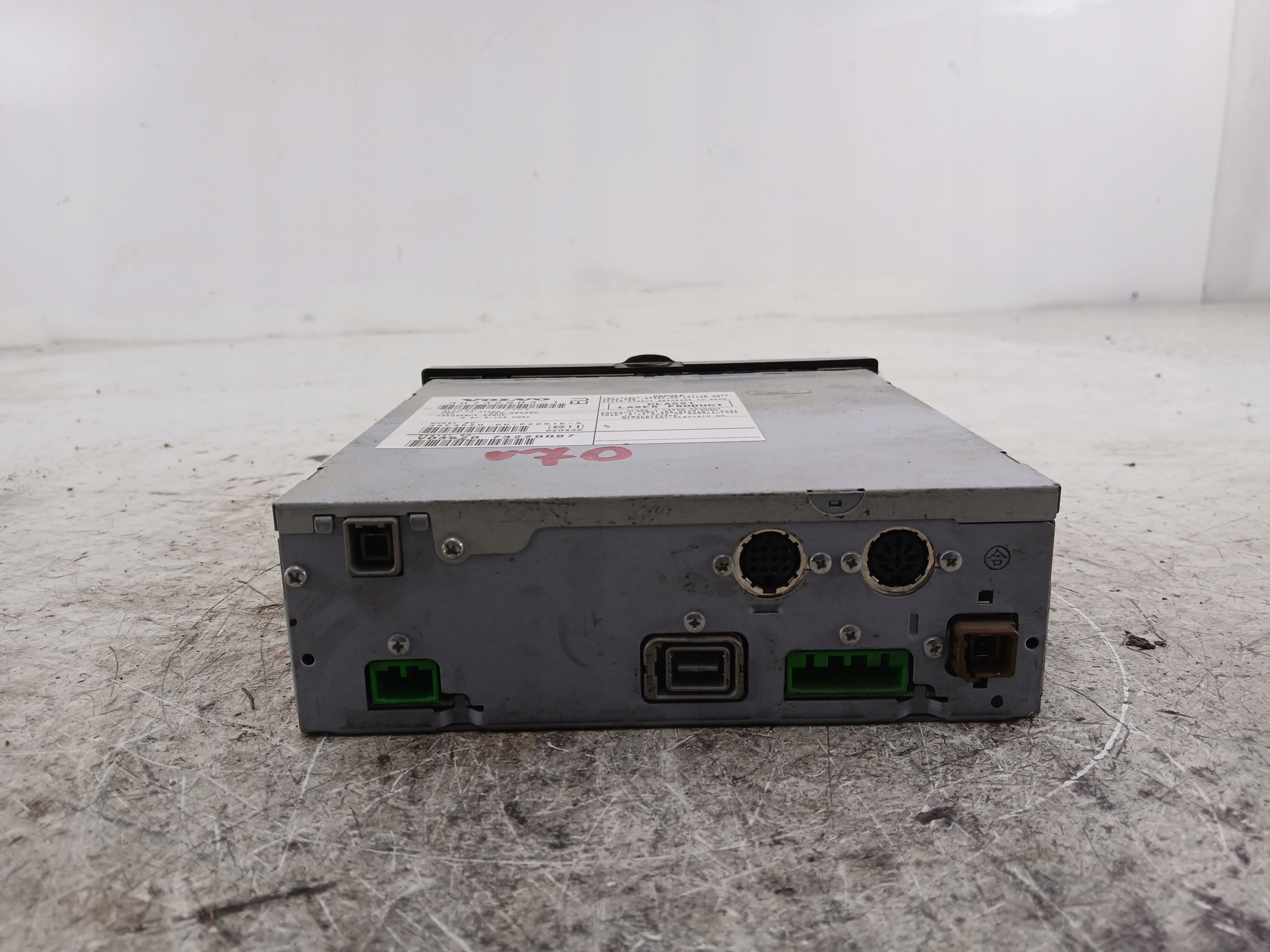 VOLVO V70 II player navigation devices NAVI 30732903
