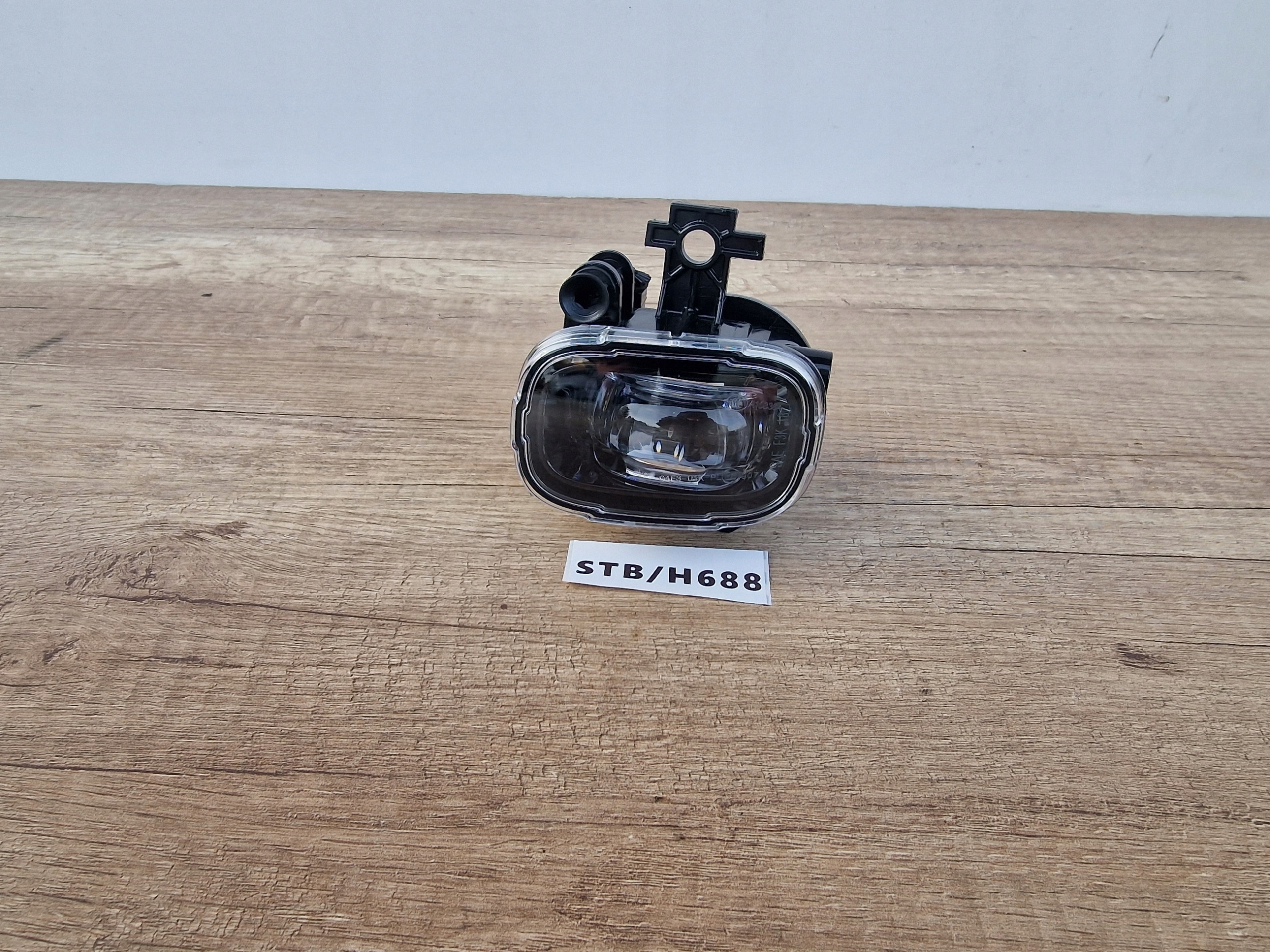 RENAULT CLIO 5 V left fog light LED DRL HELLA new