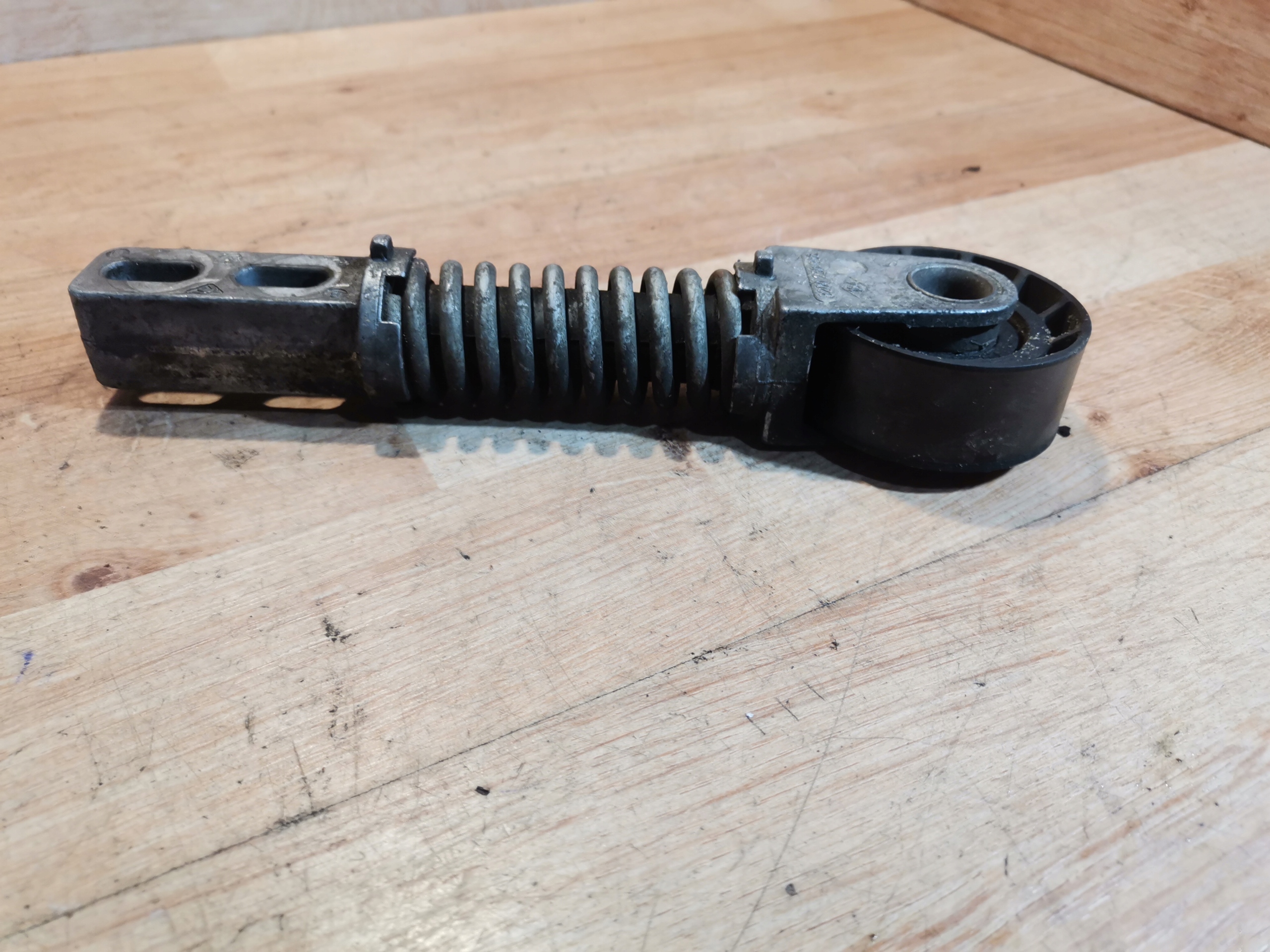 španovákem prislusenstvi RENAULT 1.9 DCI DTI 8200230958