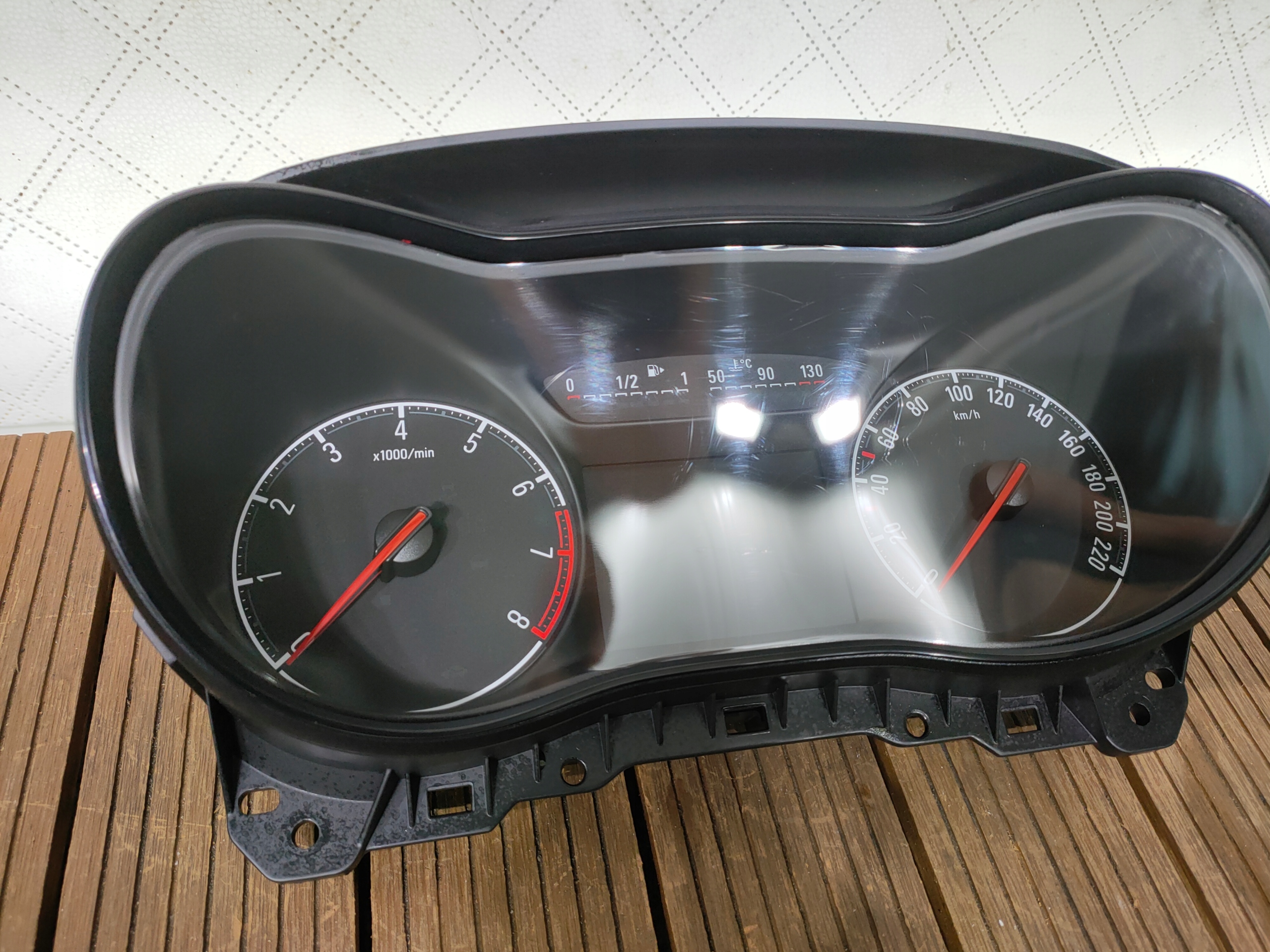 OPEL CORSA E 14-19 dials dials 39140084 EUROPA OE