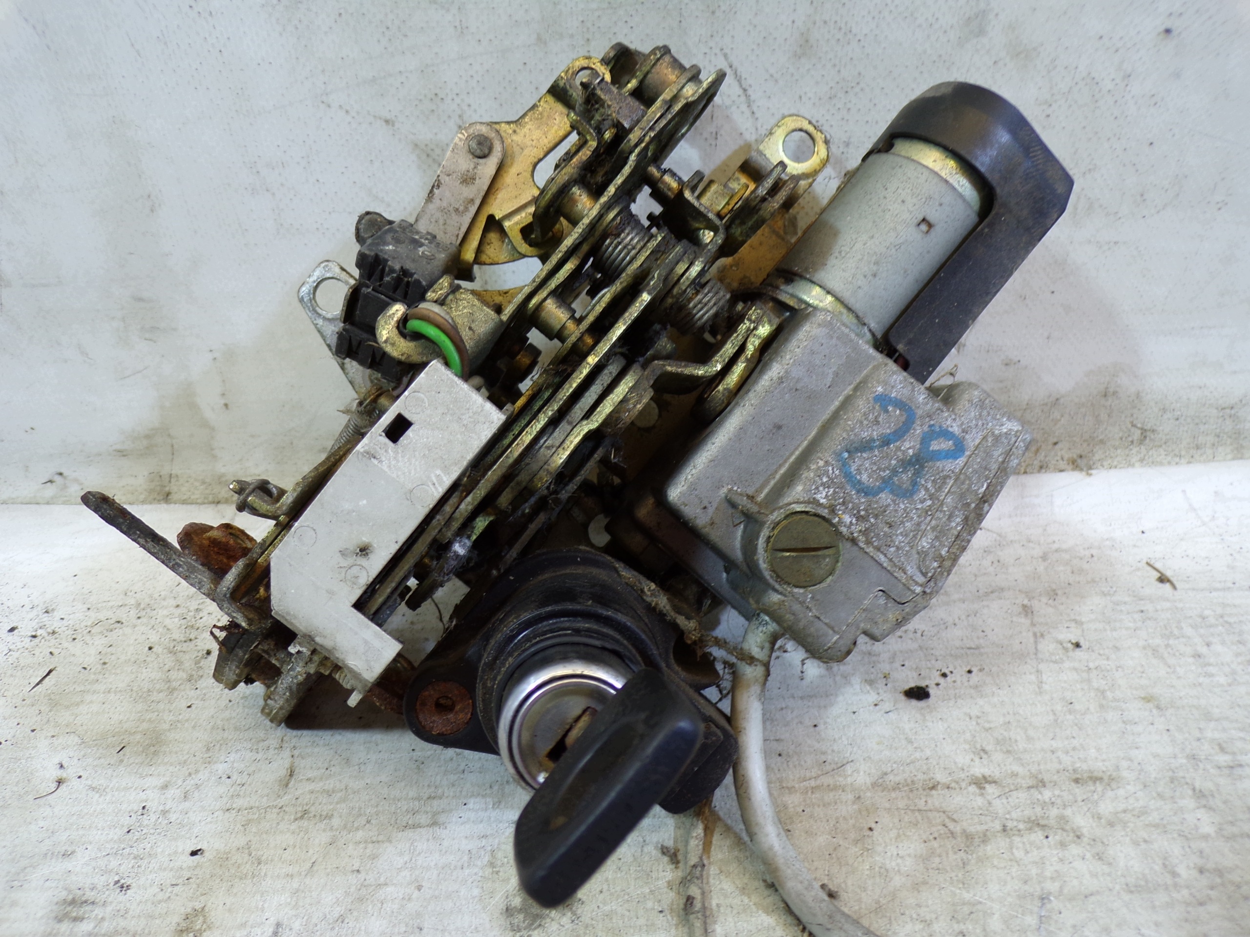 lock bonnet boot MERCEDES W124 KOMBI