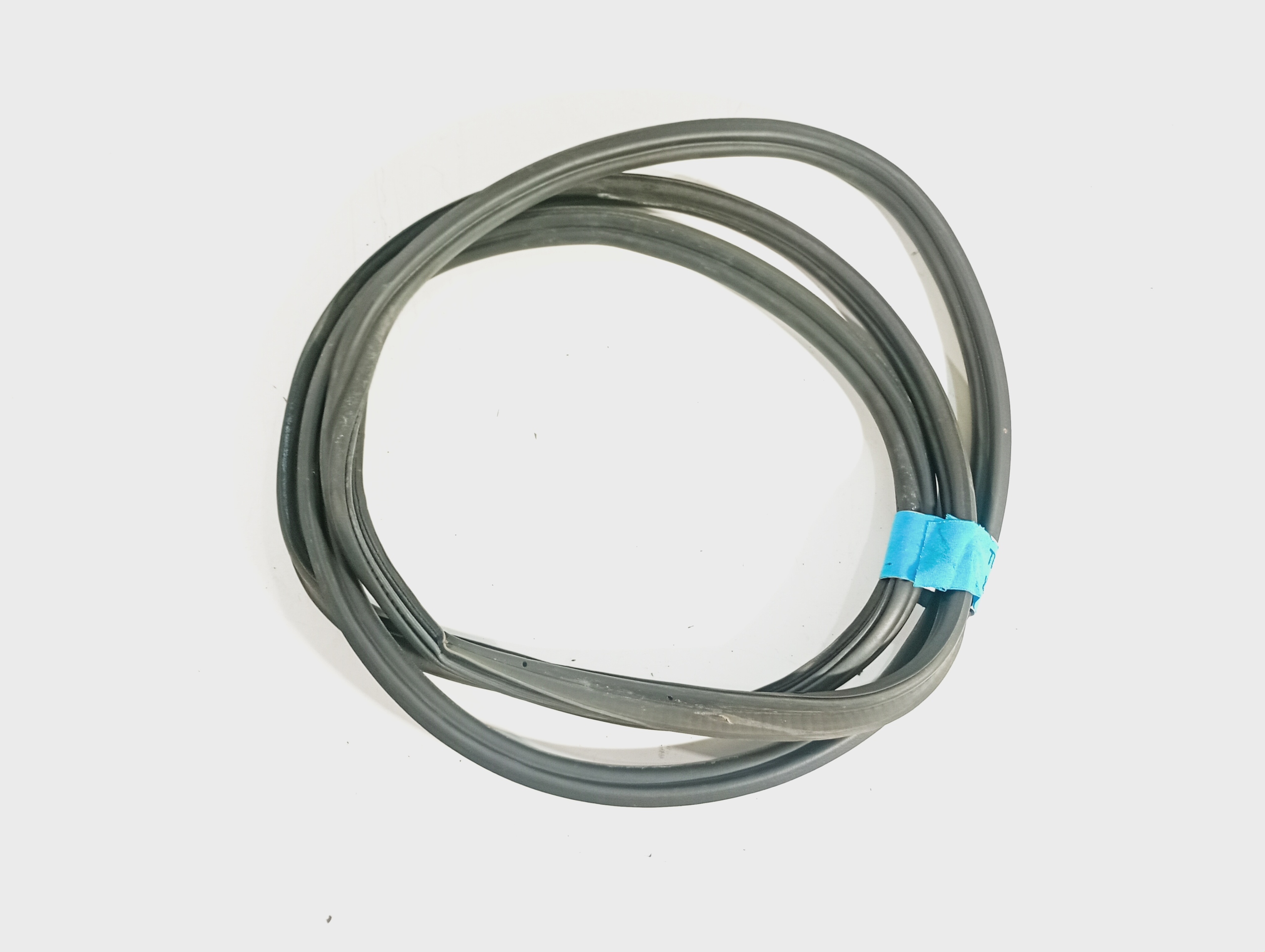 joint du capot coffre VW TOURAN 1 et 03-09