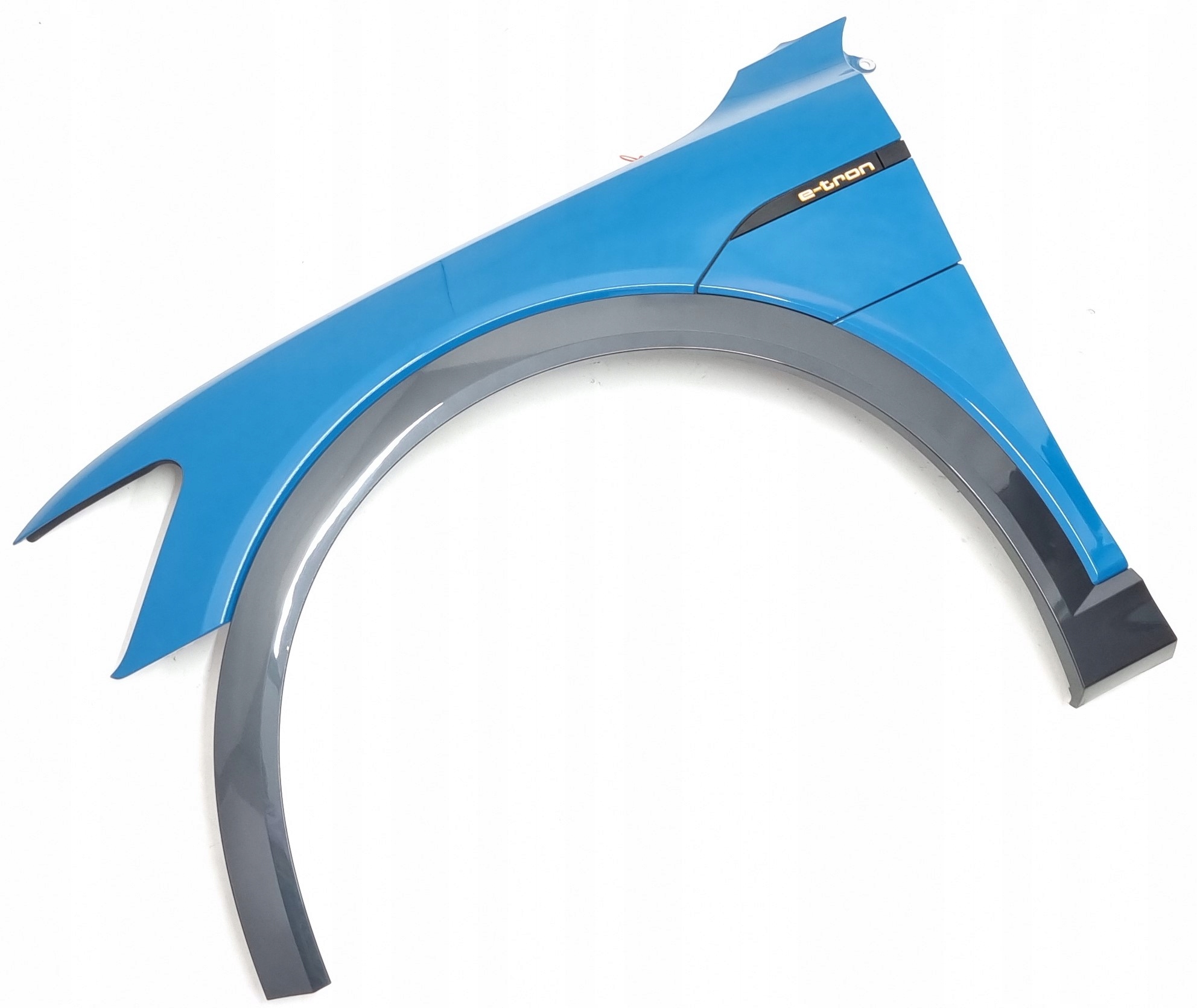 Błotnik lewy przód Audi E-Tron 55 LV5S Producent części Audi OE