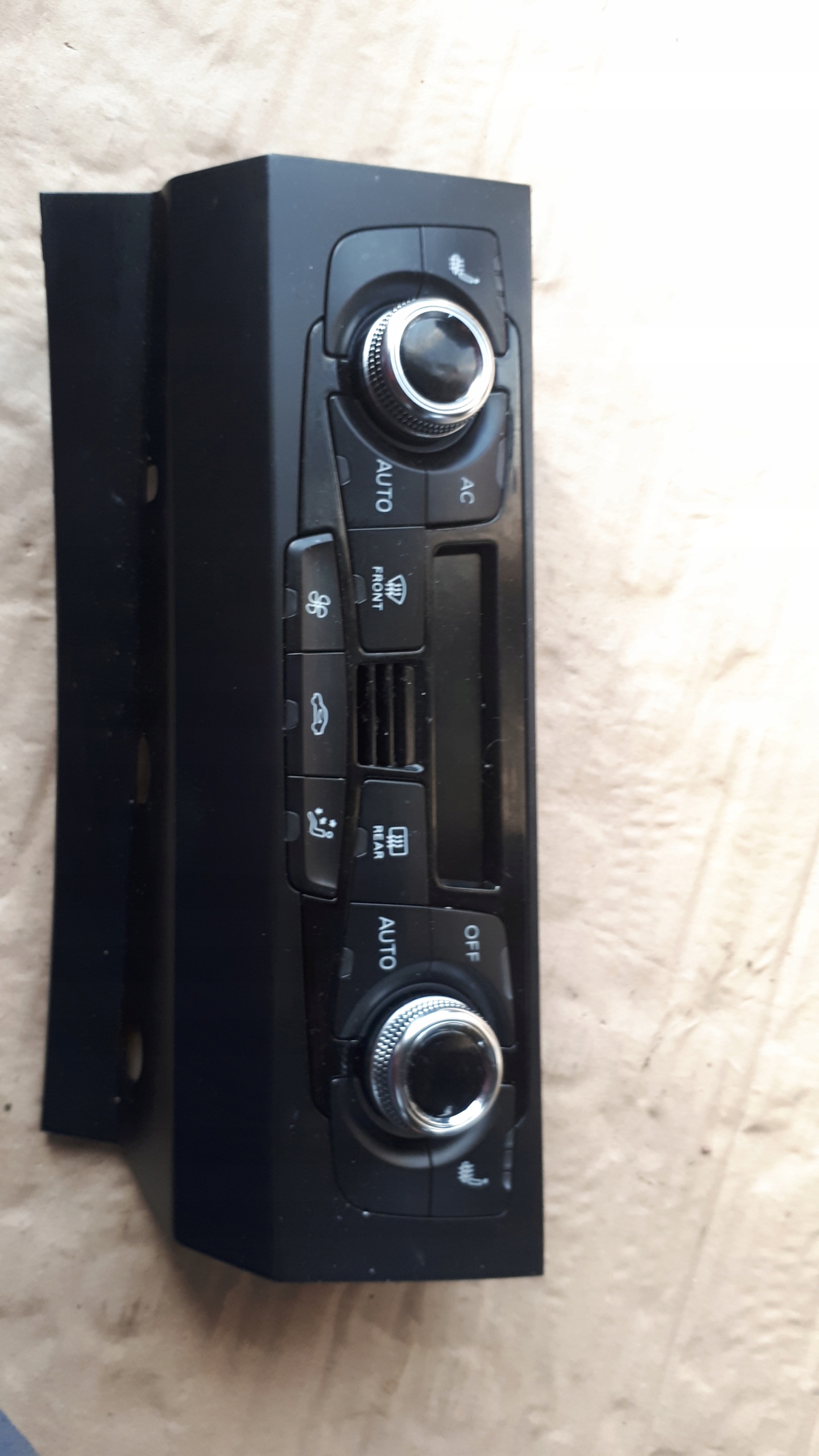 S4 B8 LIFT A4 PANEL klími klimatizaci 8K1820043T