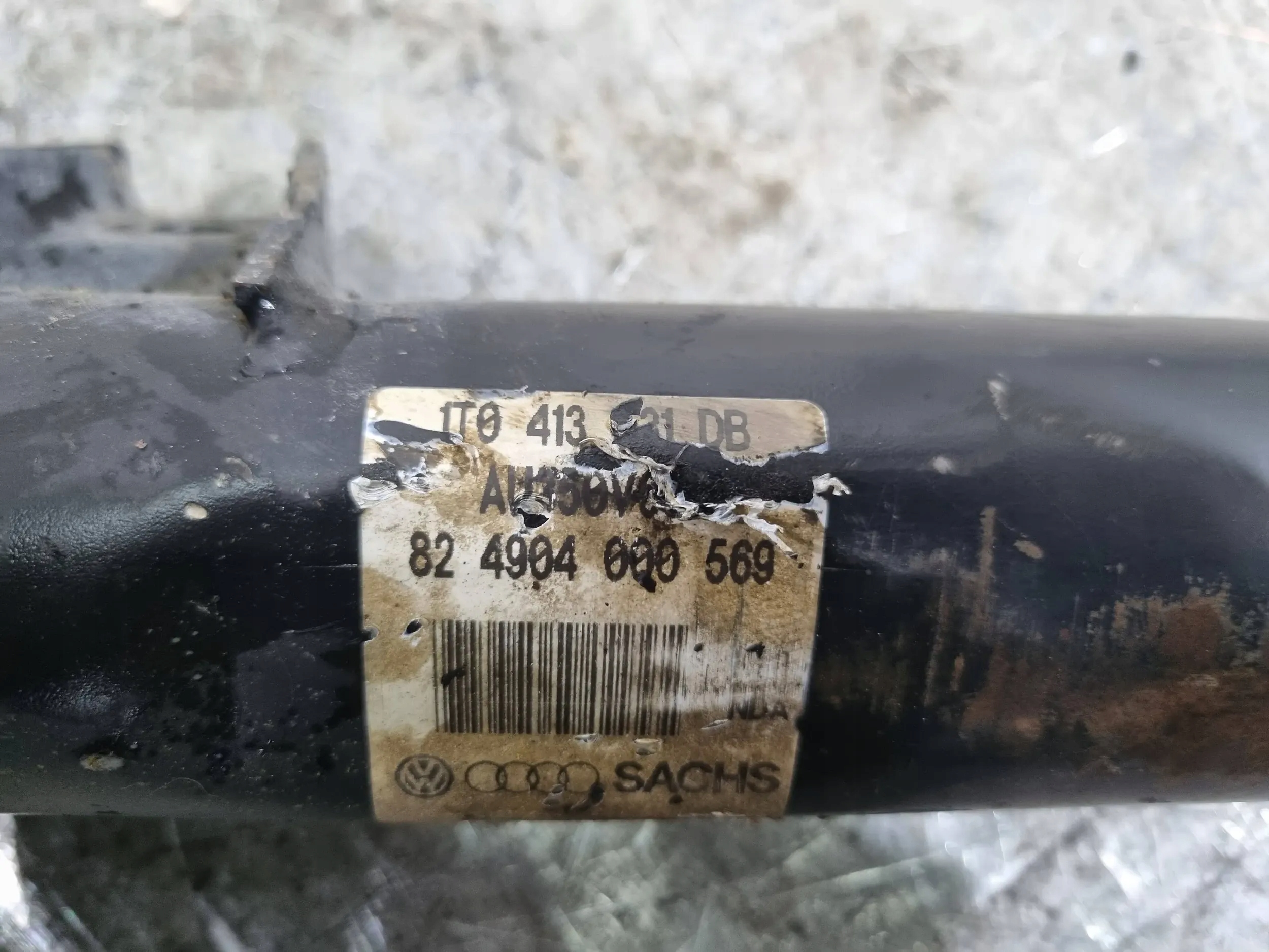 shock absorber L/P front 1T0413031DB AUDI A3 8P GOLF V OCTAVIA II TOLEDO