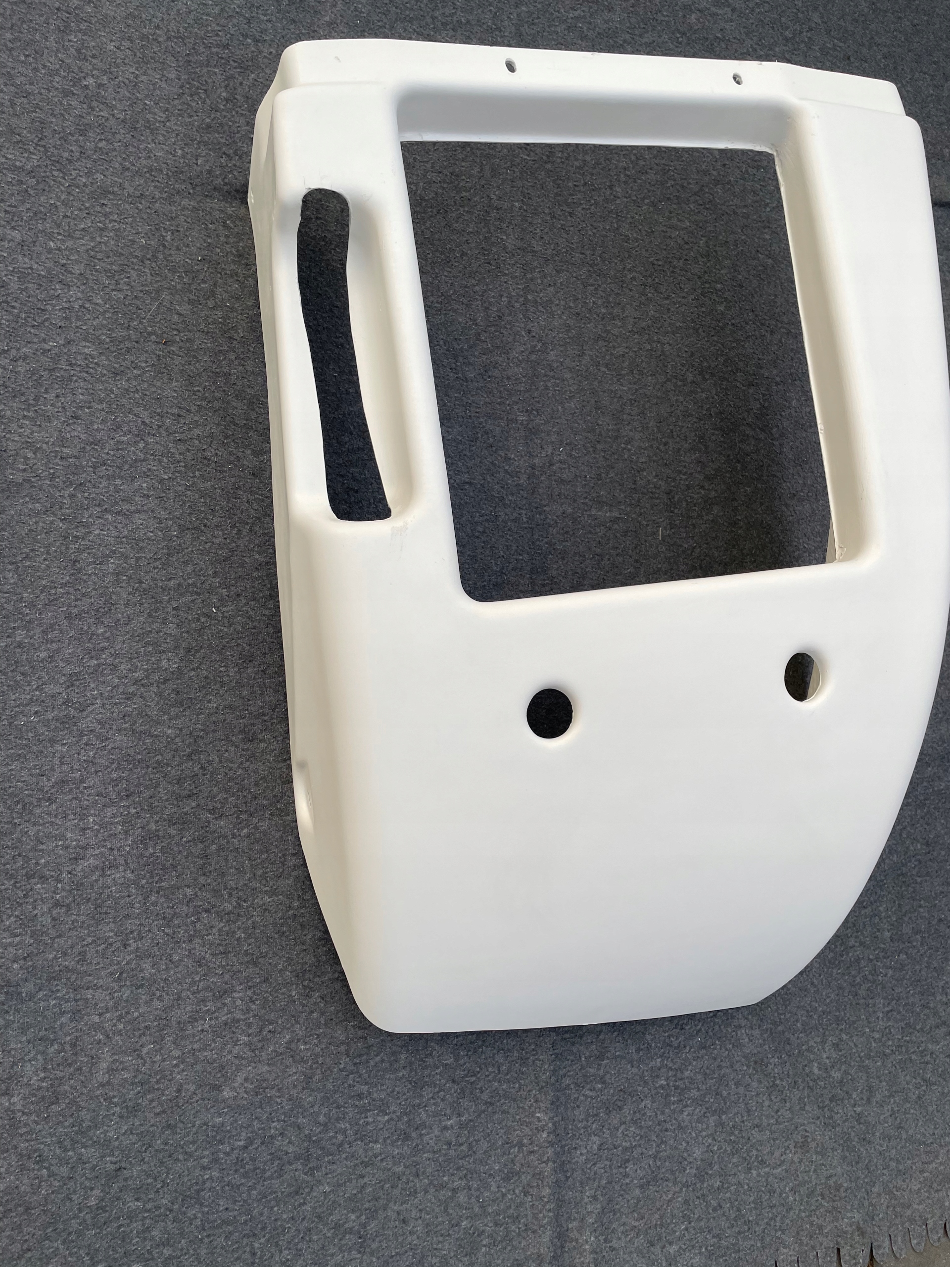 21-9 - КРЫШКА ГЕНЕРАТОРА CARRIER SUPRA ПРАВАЯ / ЛЕВАЯ 950