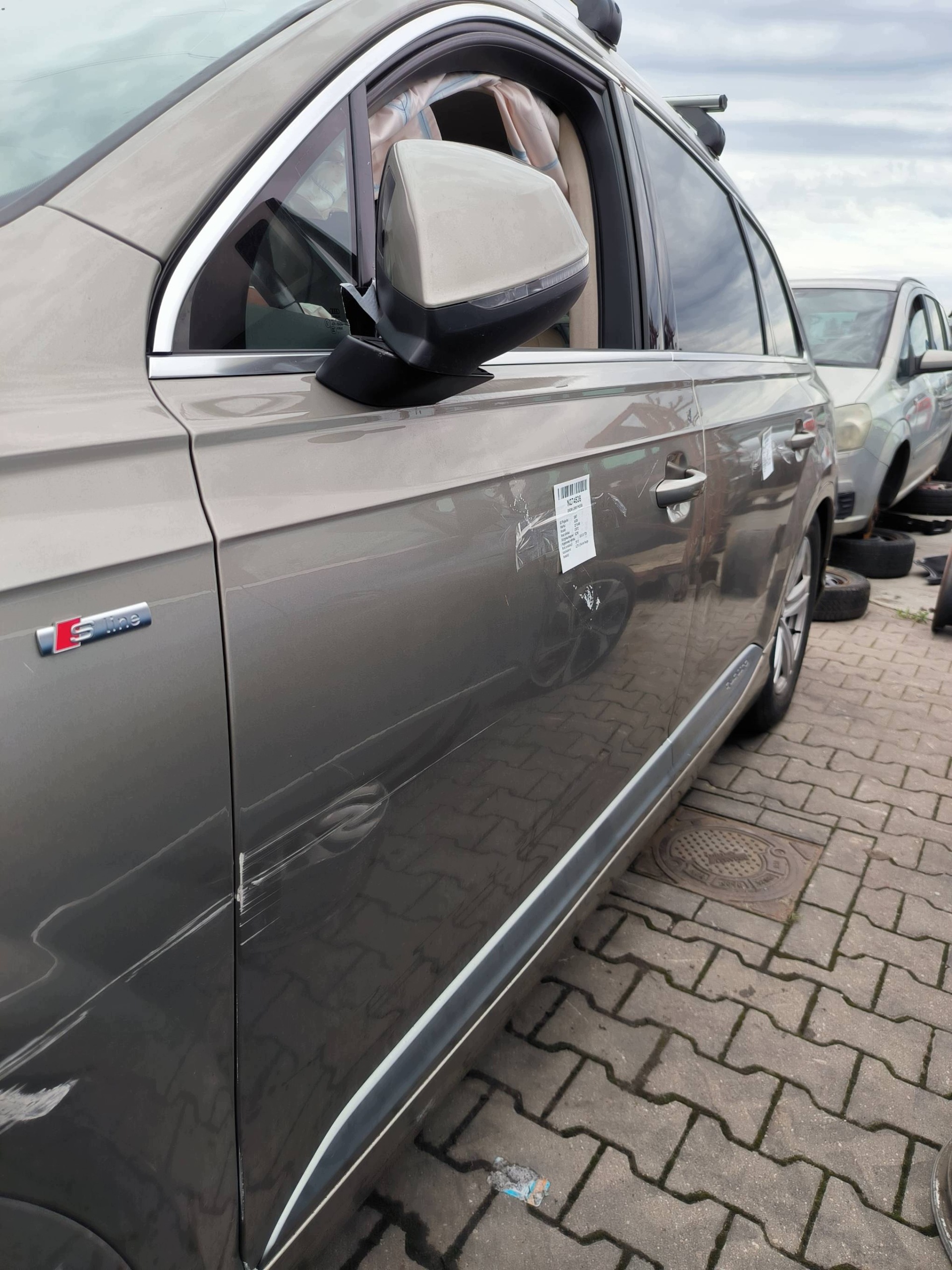 door left front LZ1U AUDI Q7 II 4M