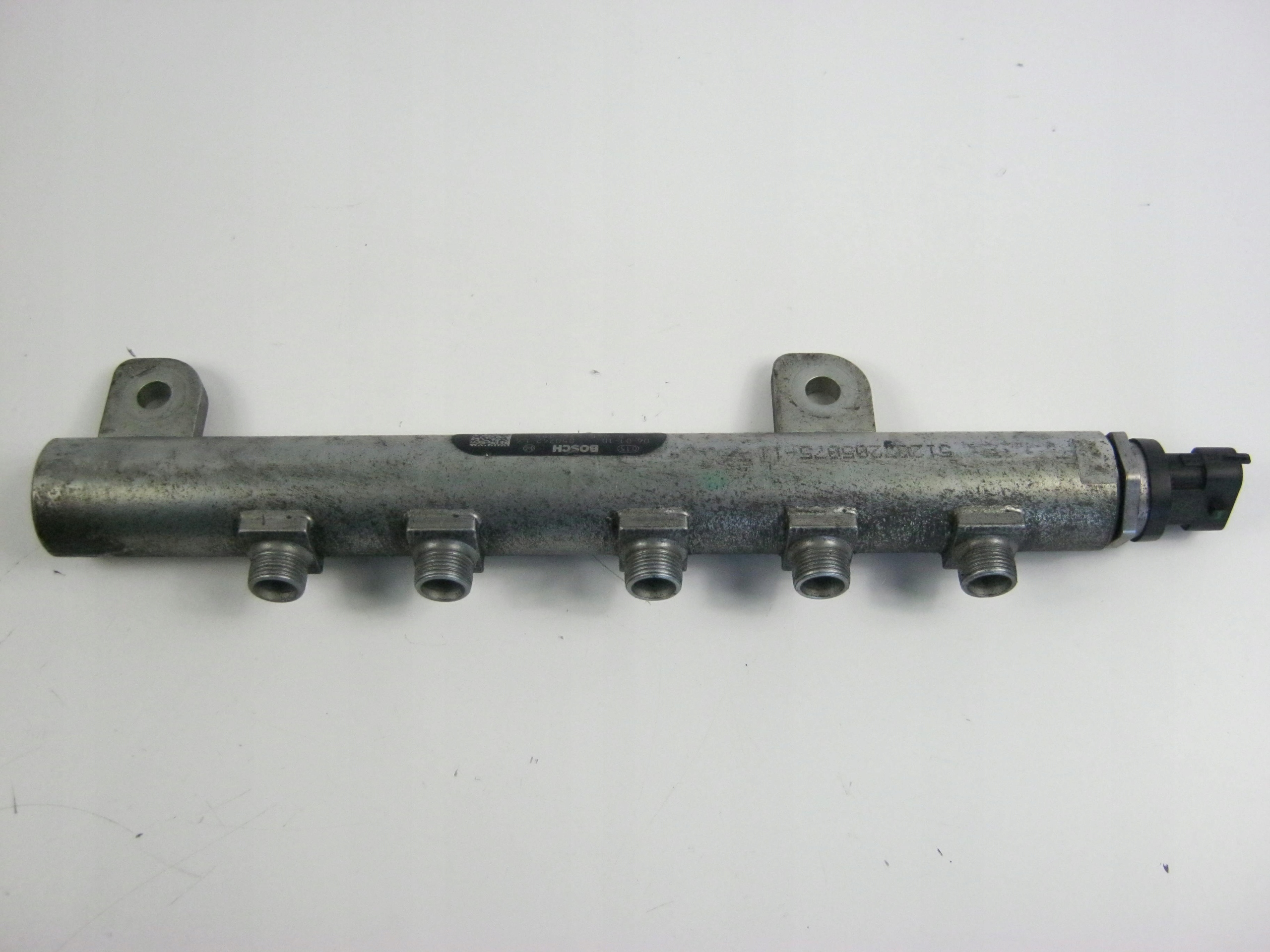 Rampe injection FIAT OPEL 1.9 CDTI 0445214095