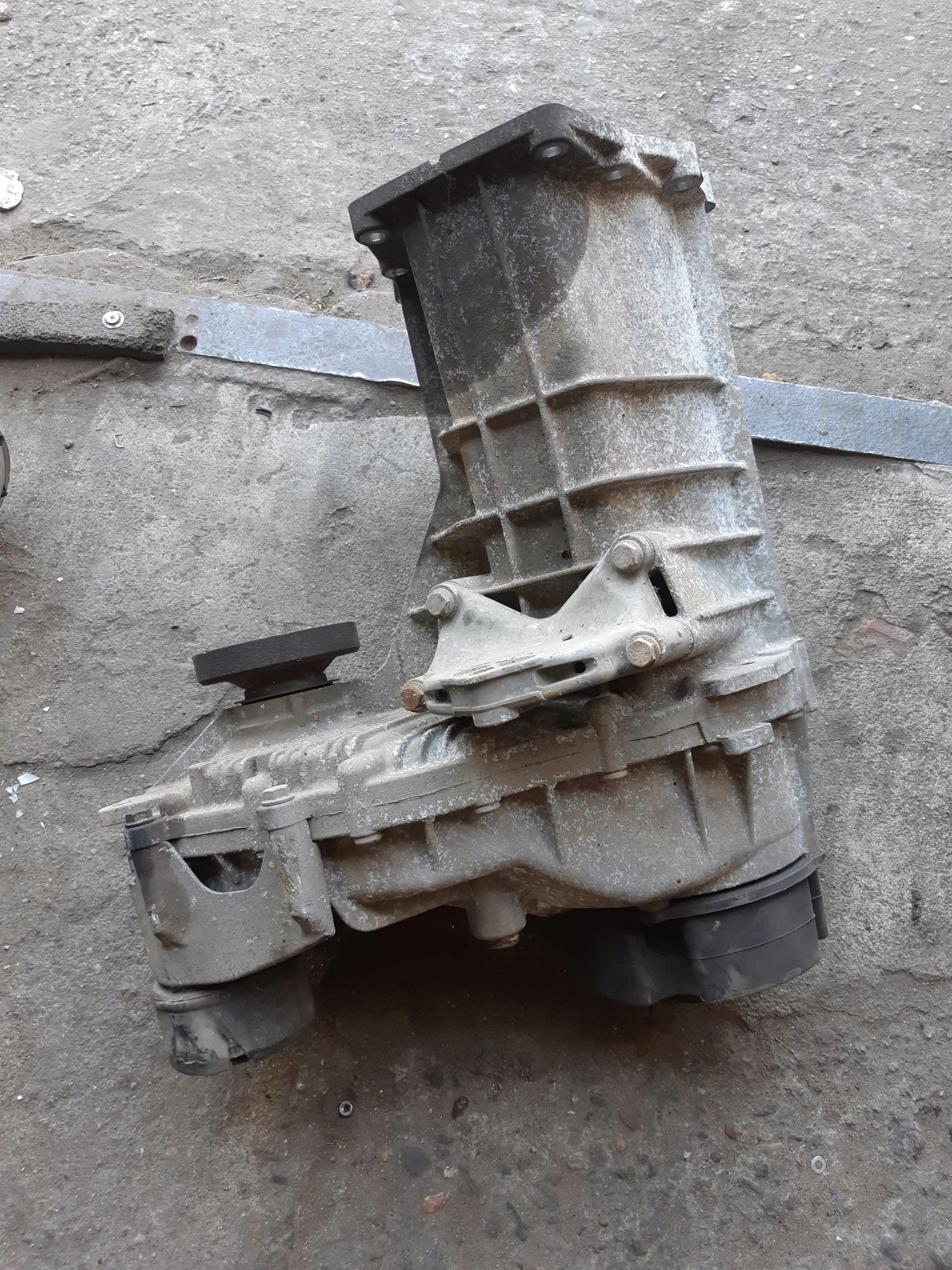 AUDI Q7 4L 4.2 TDI REDUKTOR Getriebe getriebe KHF