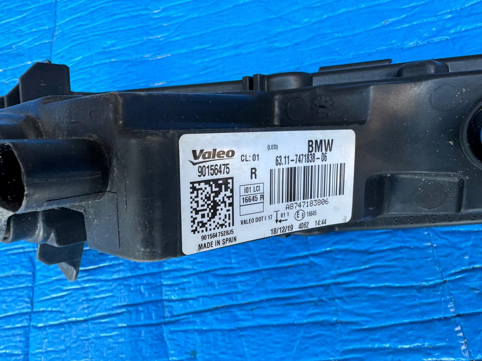 ГАЛОГЕН правый led BMW I3 РЕСТАЙЛИНГ 90156475