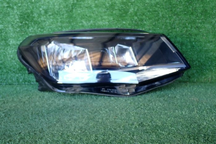 VW CADDY 2K1 15- reflektor right light right