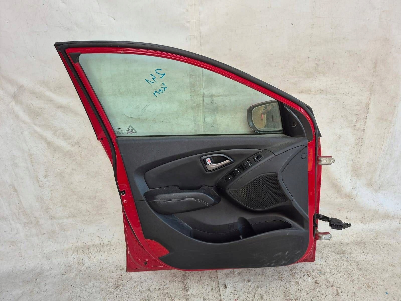 HYUNDAI IX35 09-15 door left front front complete