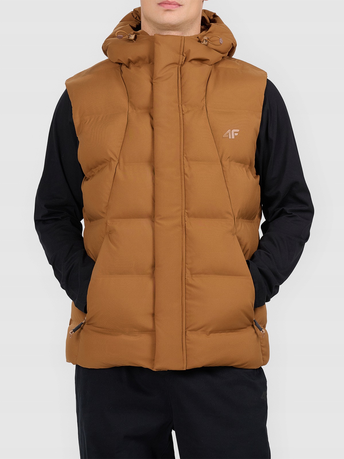 Kamizelka Męska Pikowana Hydrofobowa Regular Fit 4F Brązowa AW26 S