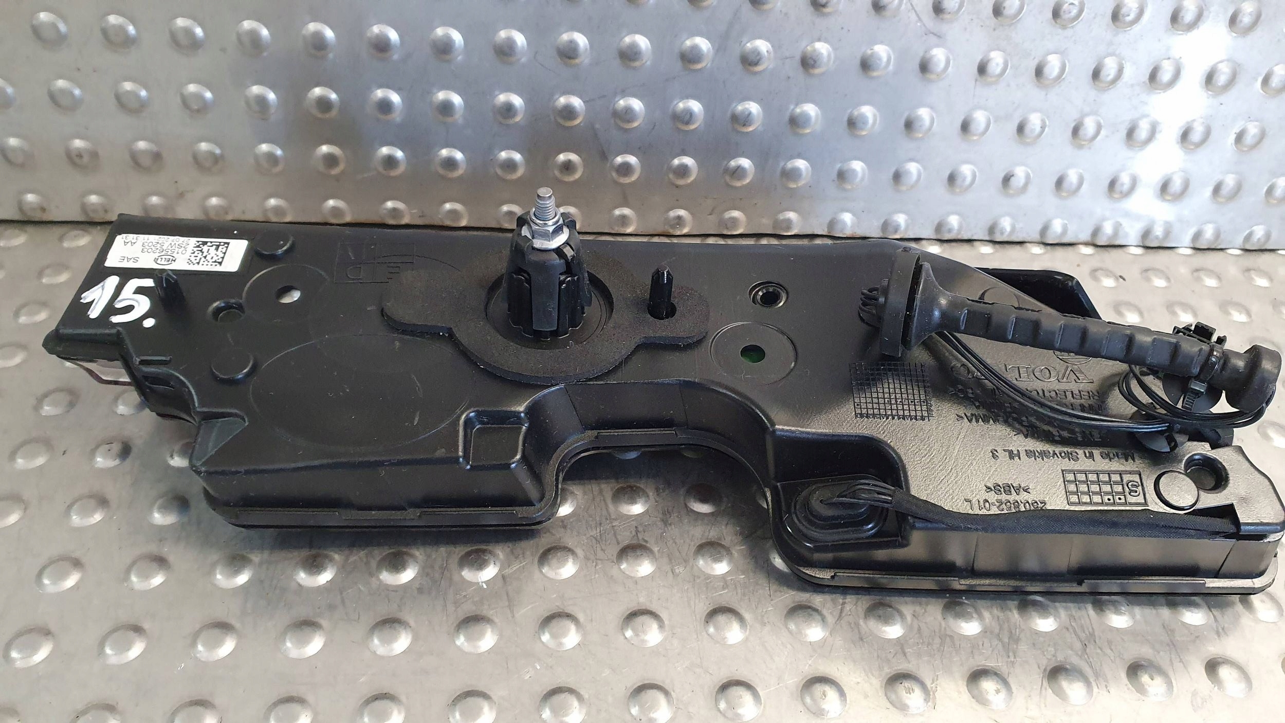light rear part left VOLVO C40 to the bonnet 21- 32365672