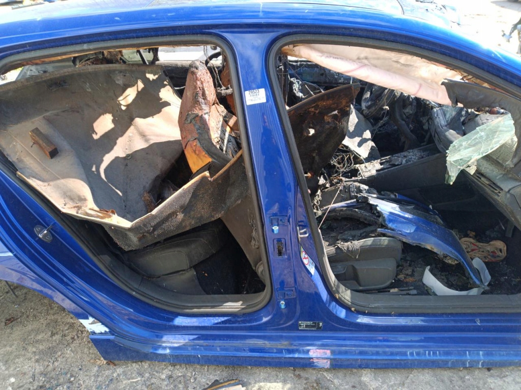 VOLKSWAGEN GOLF VIII HB SŁUPEK PRÓG PRAWY