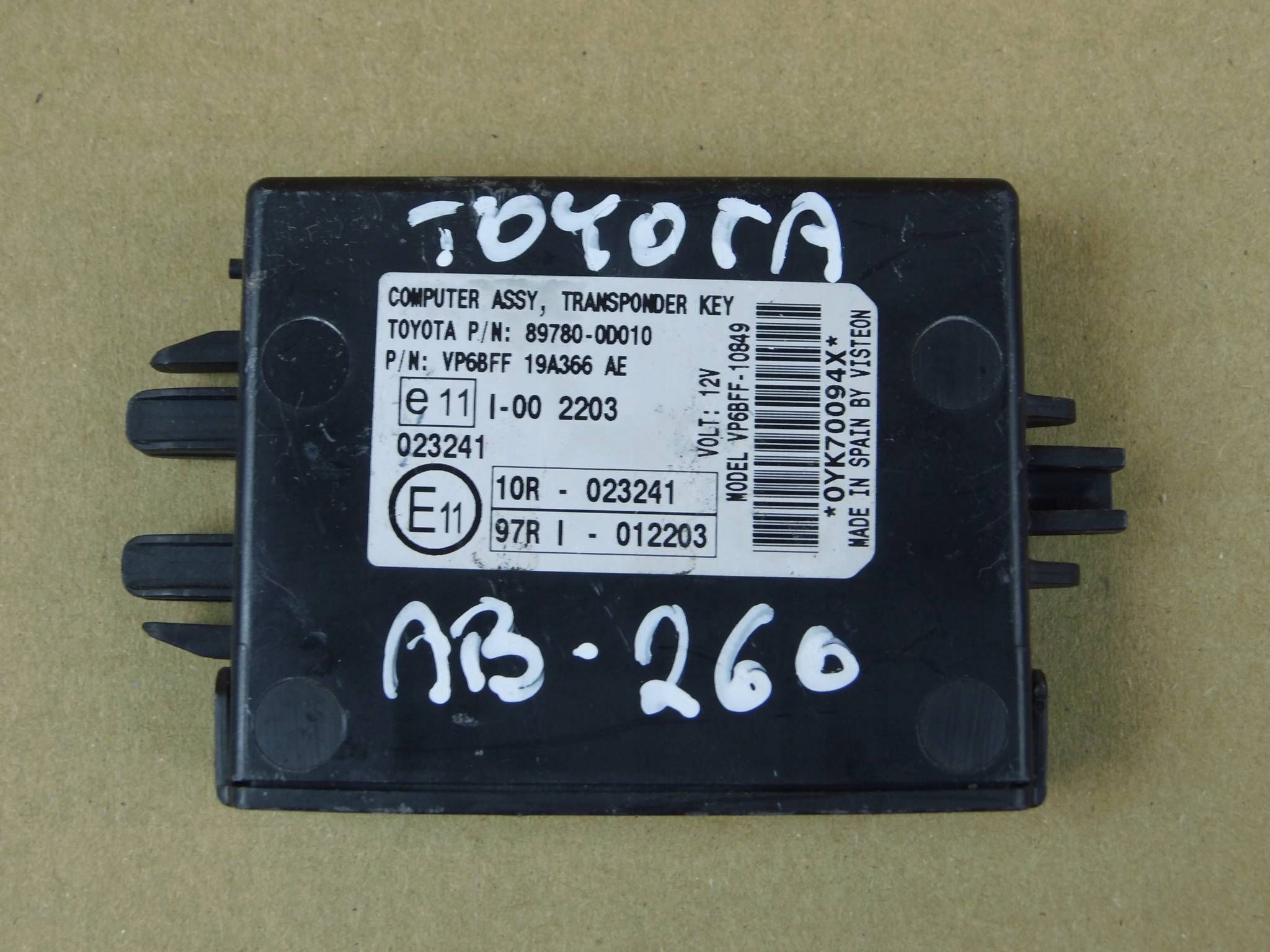 Toyota Yaris II module computer control unit ASSY 89780-0D010