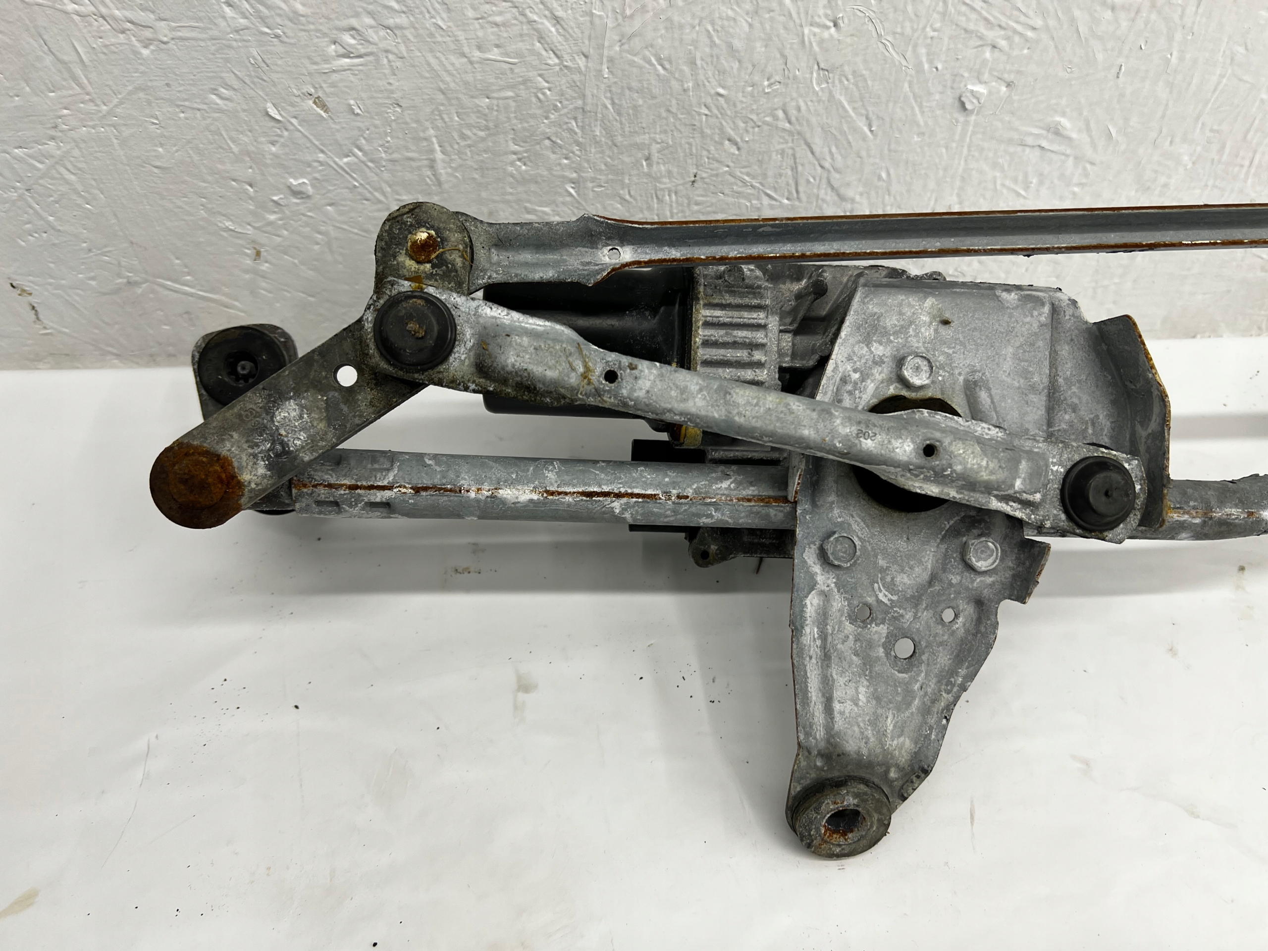 Wischergestänge Volkswagen VW Passat B7 3AB 3AB955023