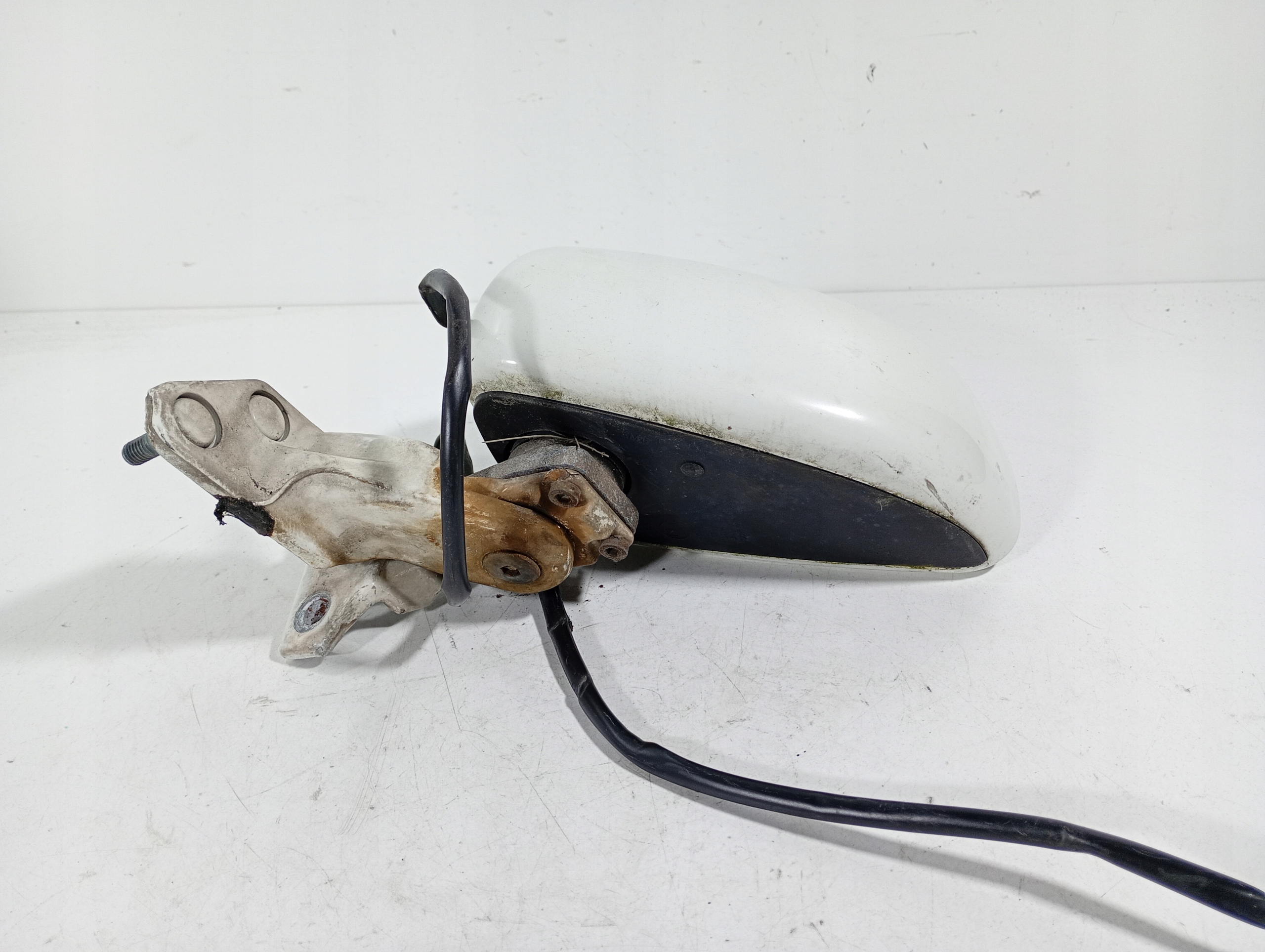 VW New Beetle 98-10 mirror left ELEKLTRYCZNE 5 PIN