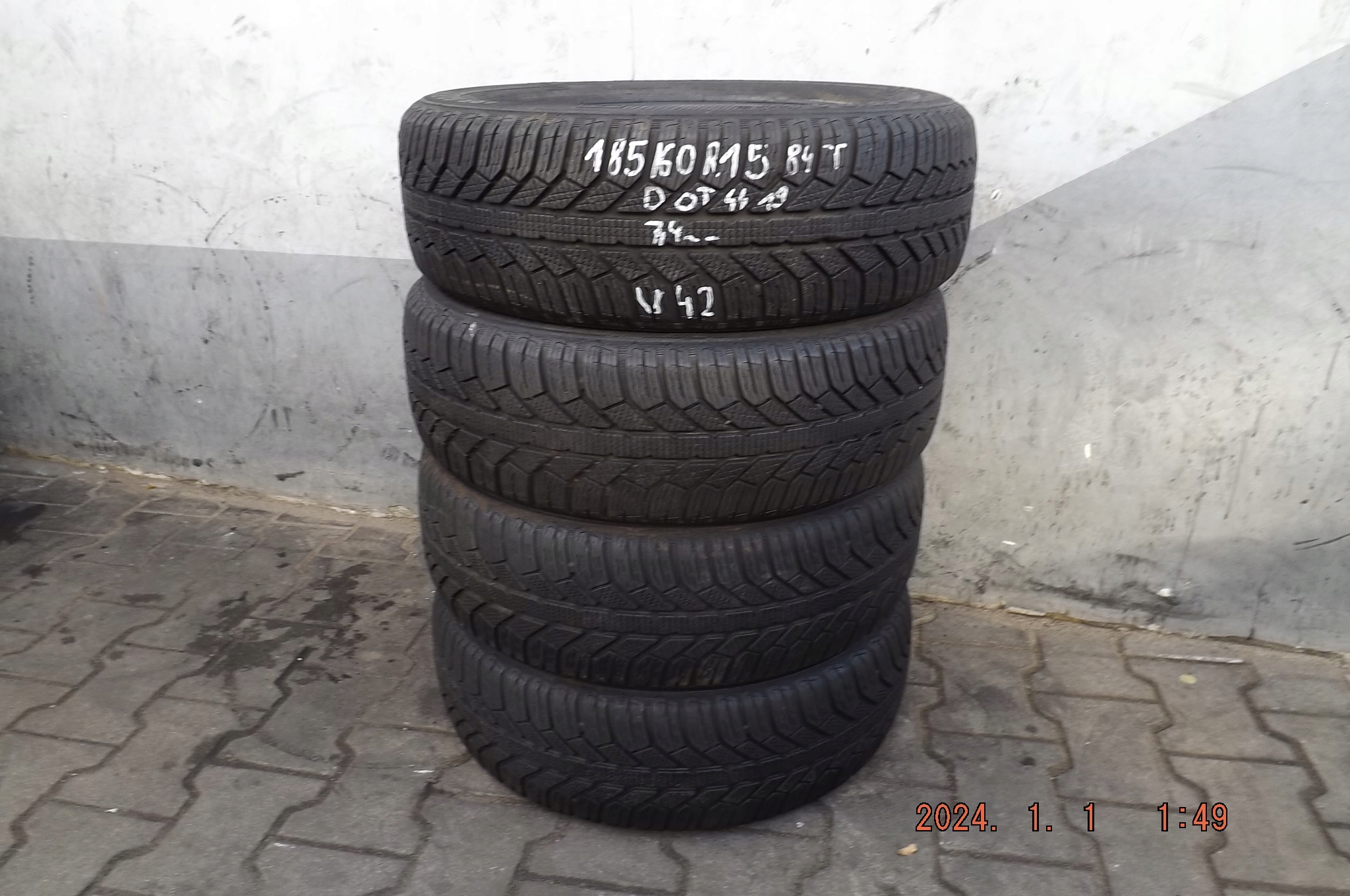 [U42] 4XZIMA 185/60R15 84T SEMPERIT MASTER-GRIP 2 &