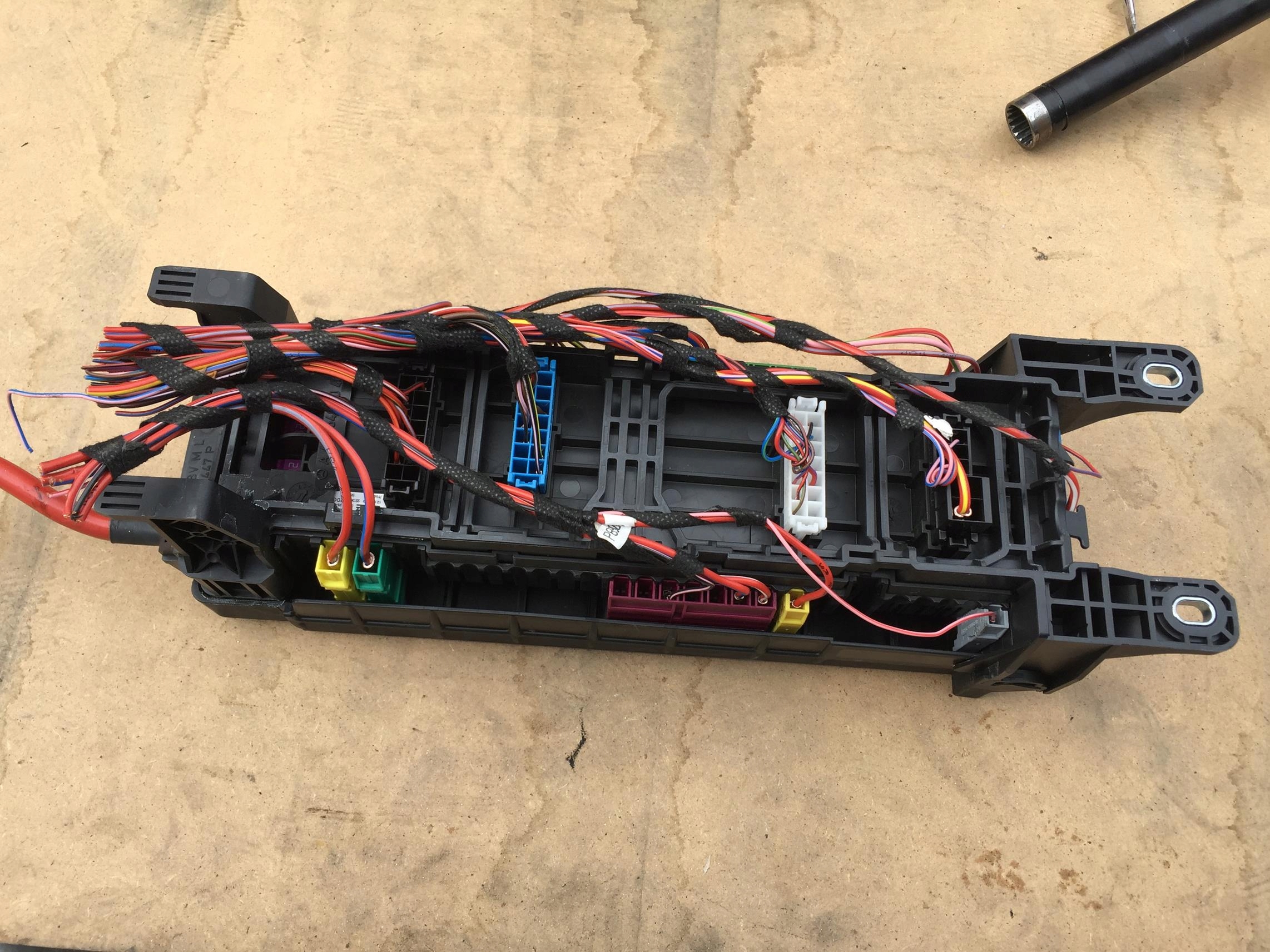 VITO V KLASA W447 18- SKRZYNKA BEZPIECZNIKÓW