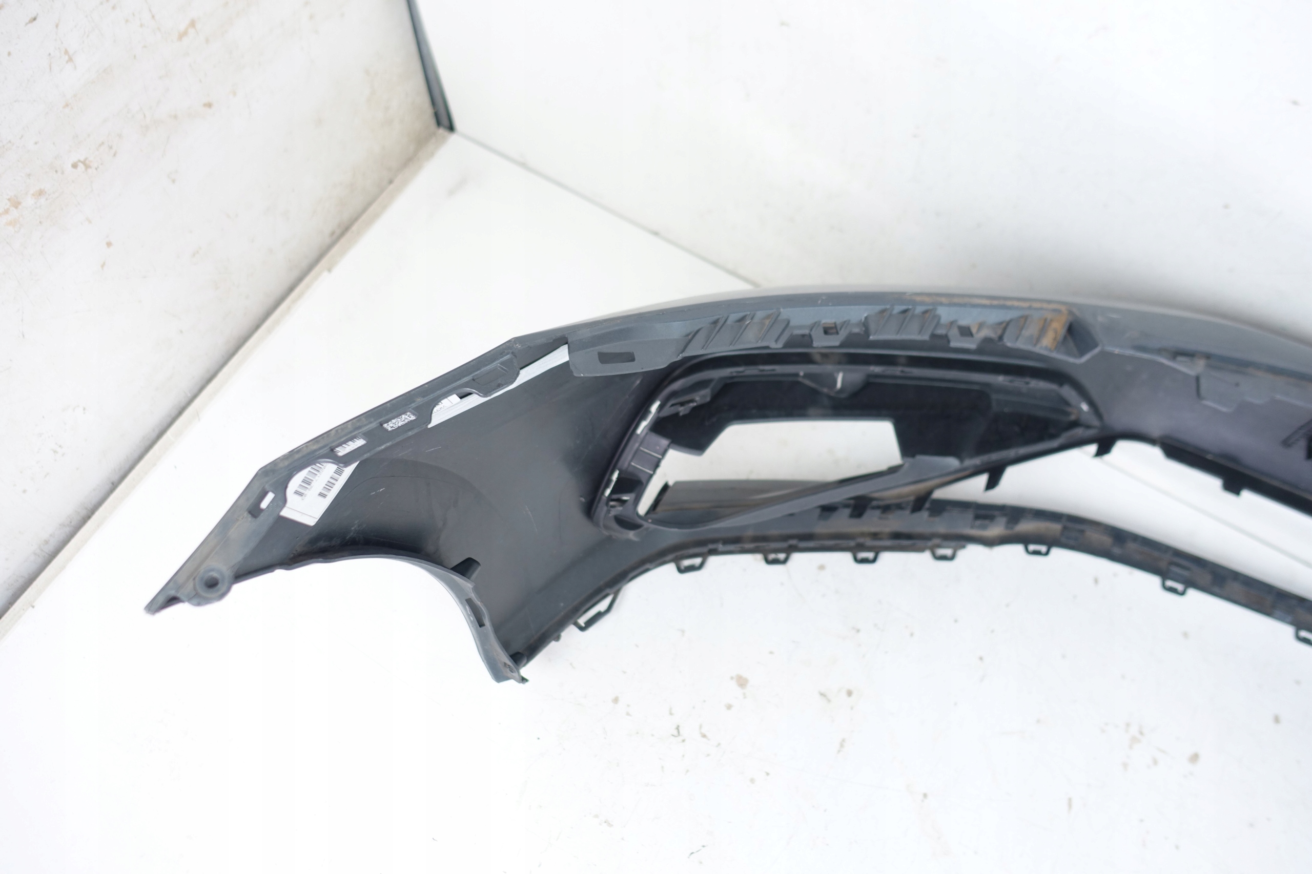 VW TOURAN 5T R-LINE 2015- bumper front front 5TA807221MT