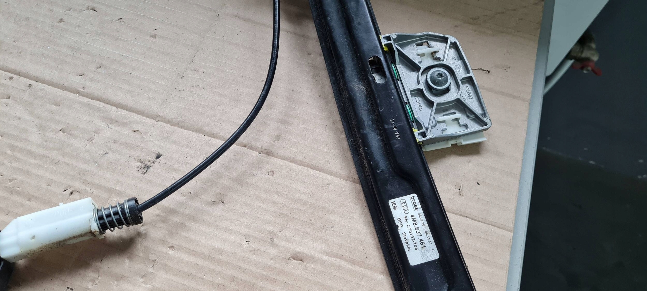 SQ8 4M RSQ8 Q8 mechanism window regulator left front 4M8837461