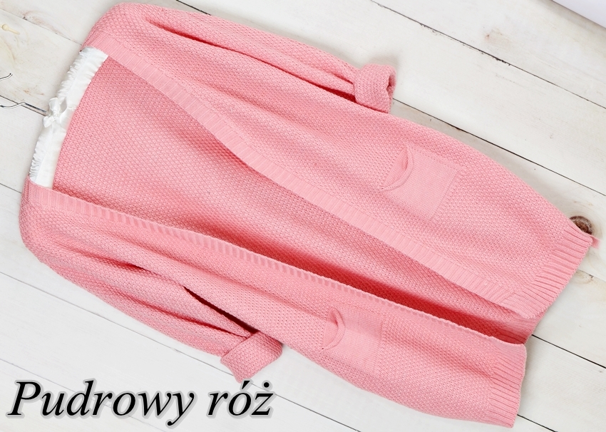 104a CIEPŁY TŁOCZONY KARDIGAN NARZUTKA SWETER Marka Modaistyl