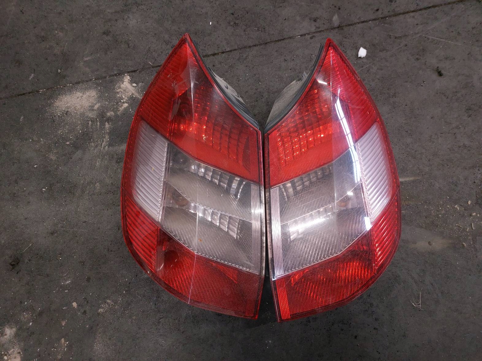complete rear part RENAULT SCENIC II NV632 trunk door boot without windows bumper