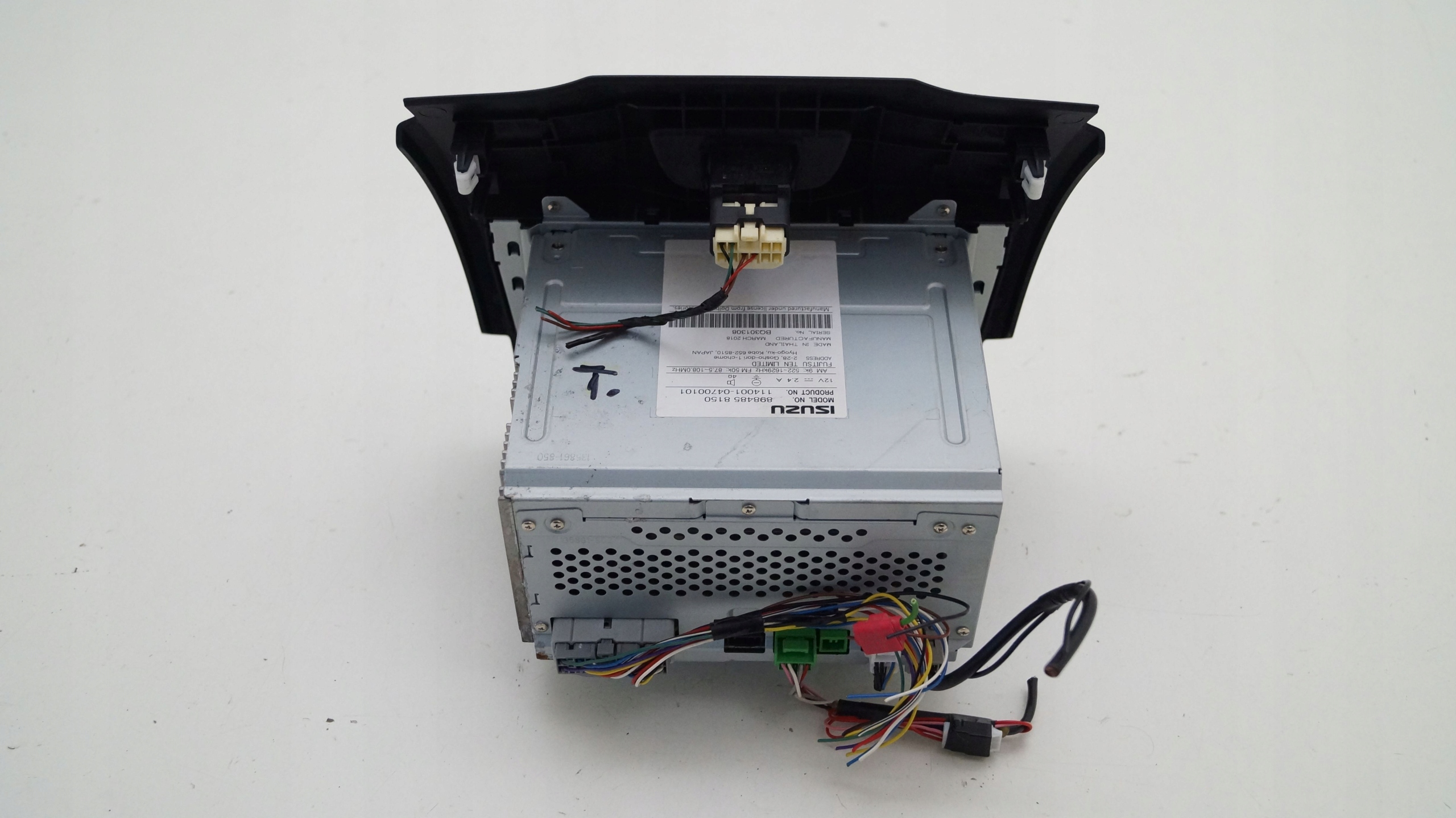 Isuzu D MAX II 11- радио T