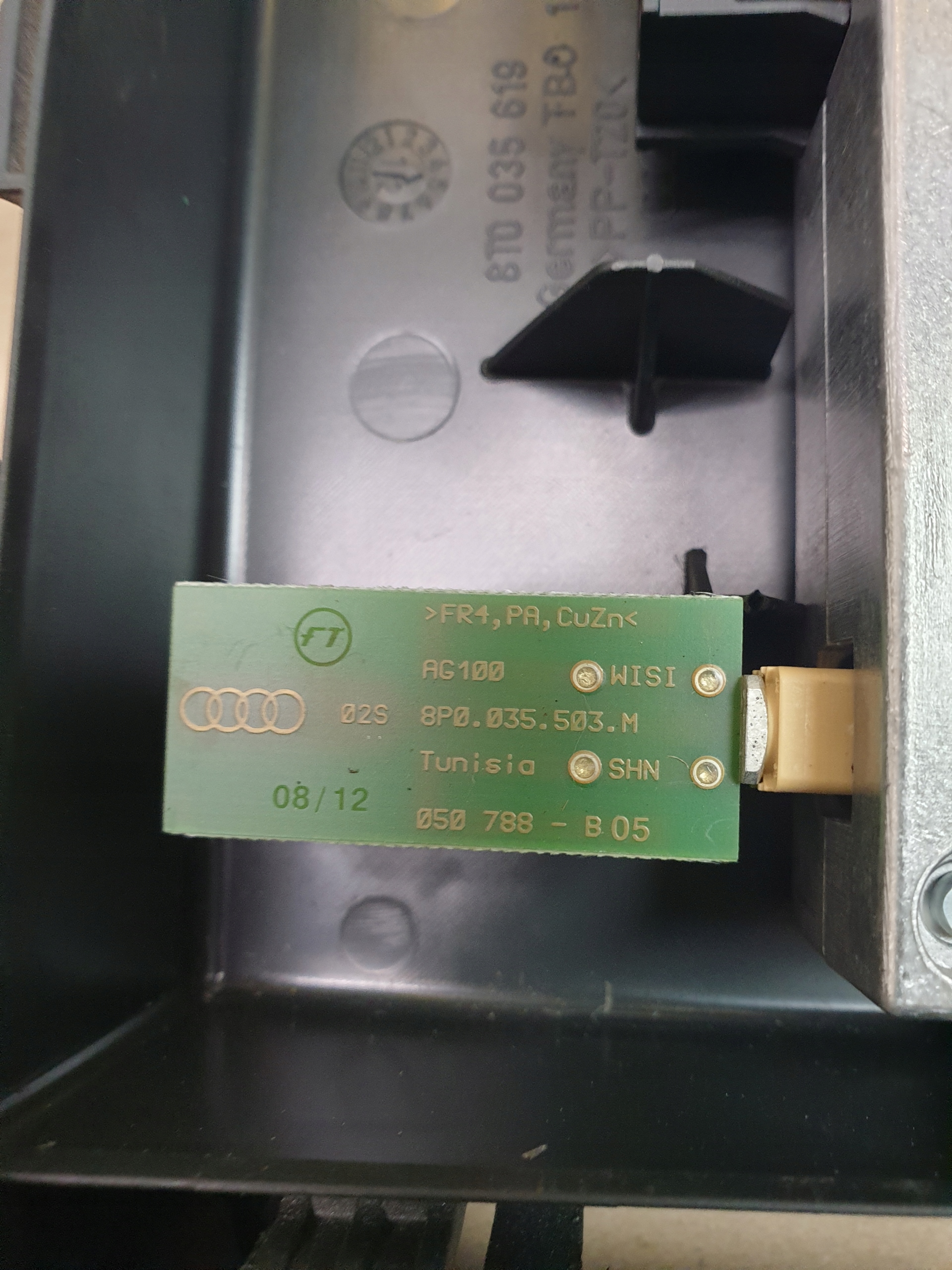 module control unit BLUETOOTH cover AUDI A5 8T 8T0035613 8T0862335E 8T0035619