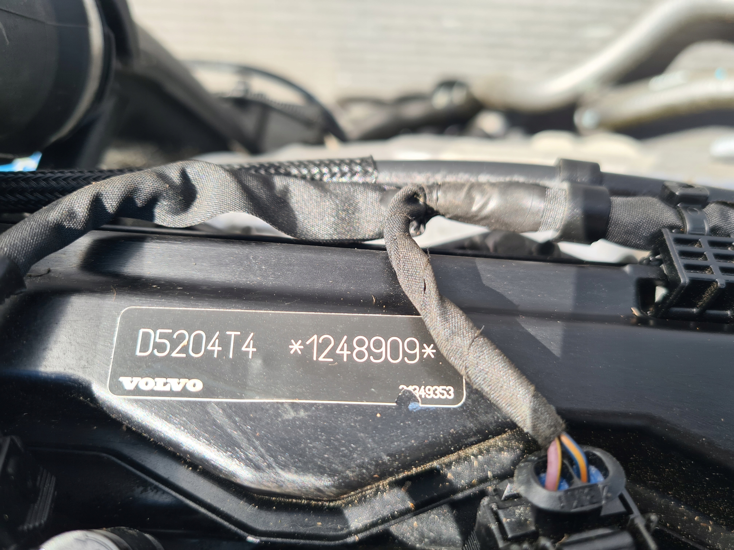 volvo V40 II Двигатель 2.0 D4 D5204T4 комплектный