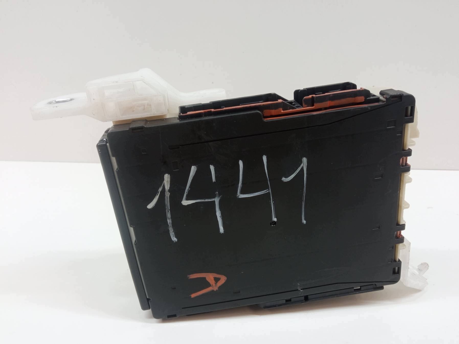 module MULTIPLEX 89221-02C70 82730-1A040-A Toyota Corolla XII (2018-) E21